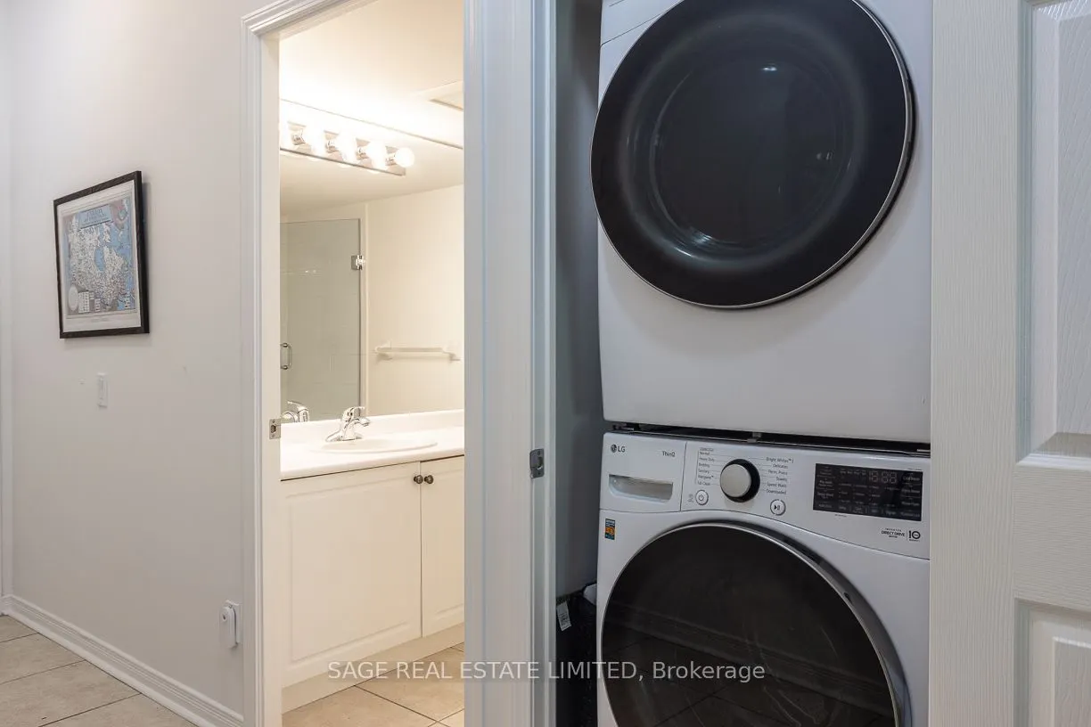 485 Rosewell Avenue, #212