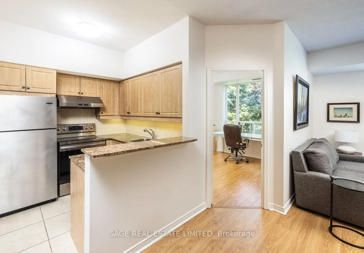 485 Rosewell Avenue, #212