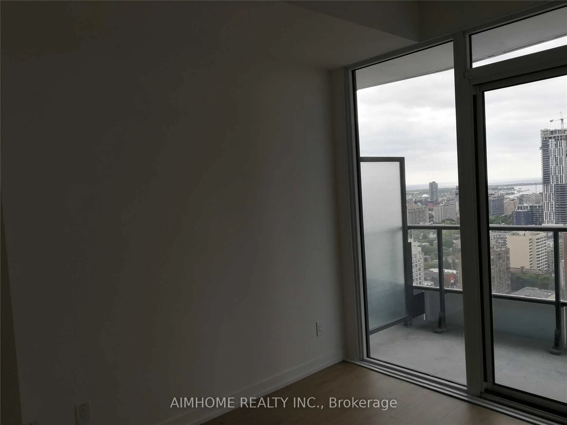 85 Wood Street, #3502