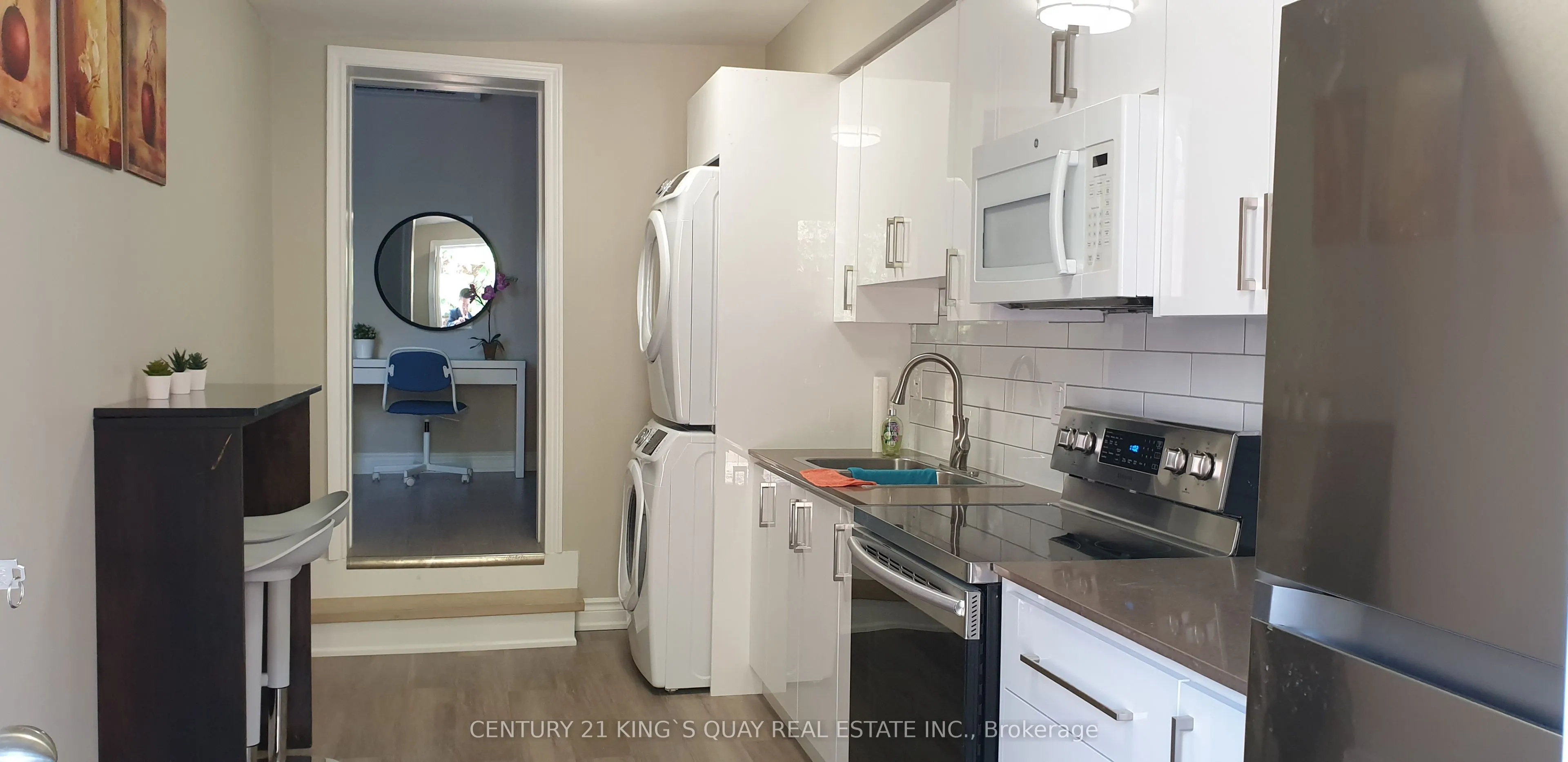 626 Yonge Street, #UL