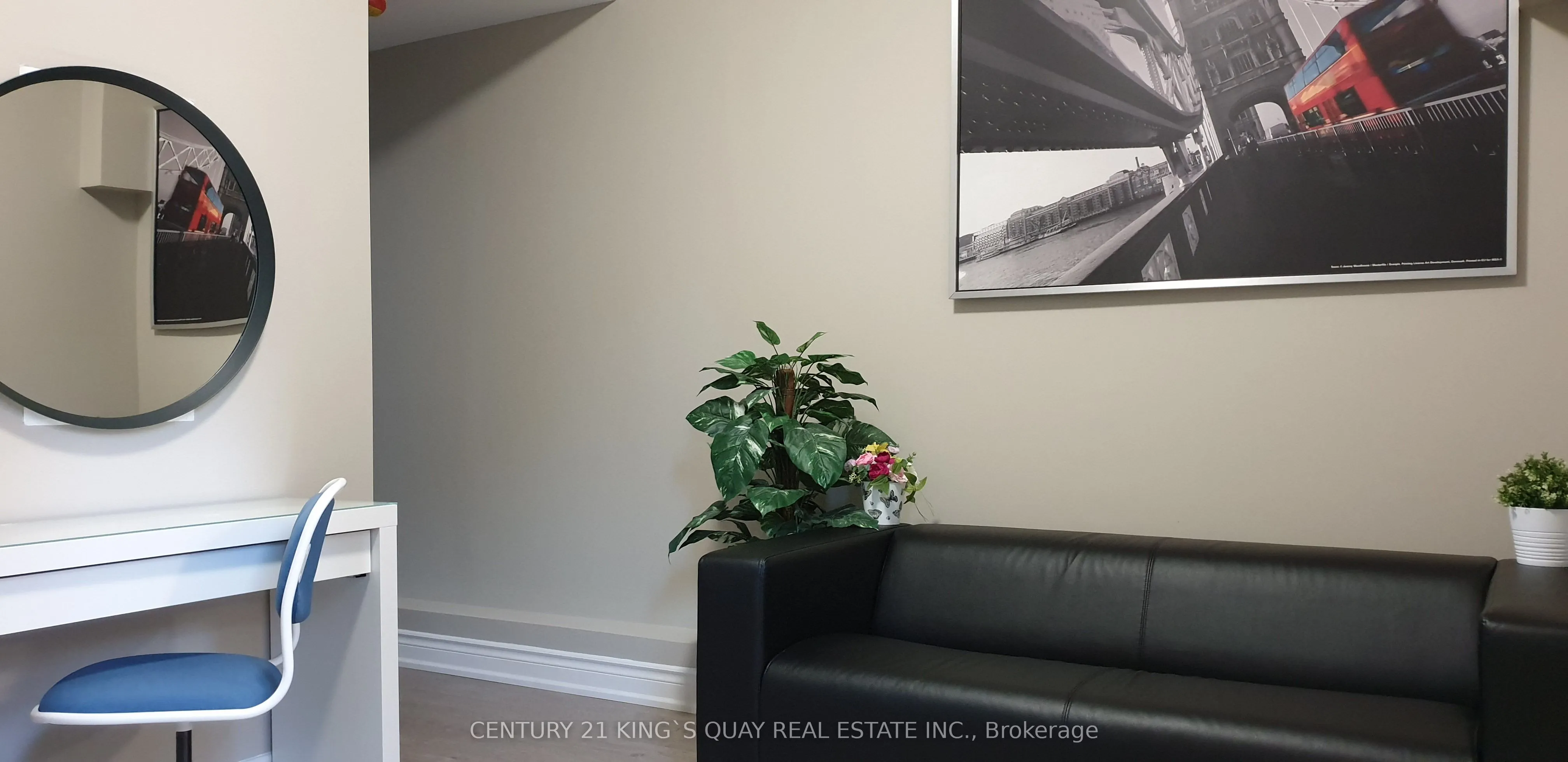 626 Yonge Street, #UL