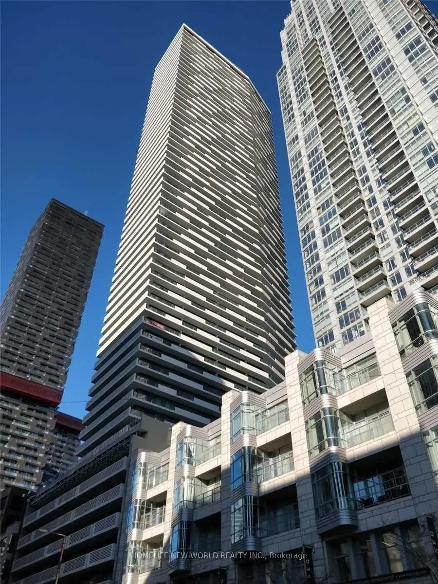 2221 Yonge Street, #3802