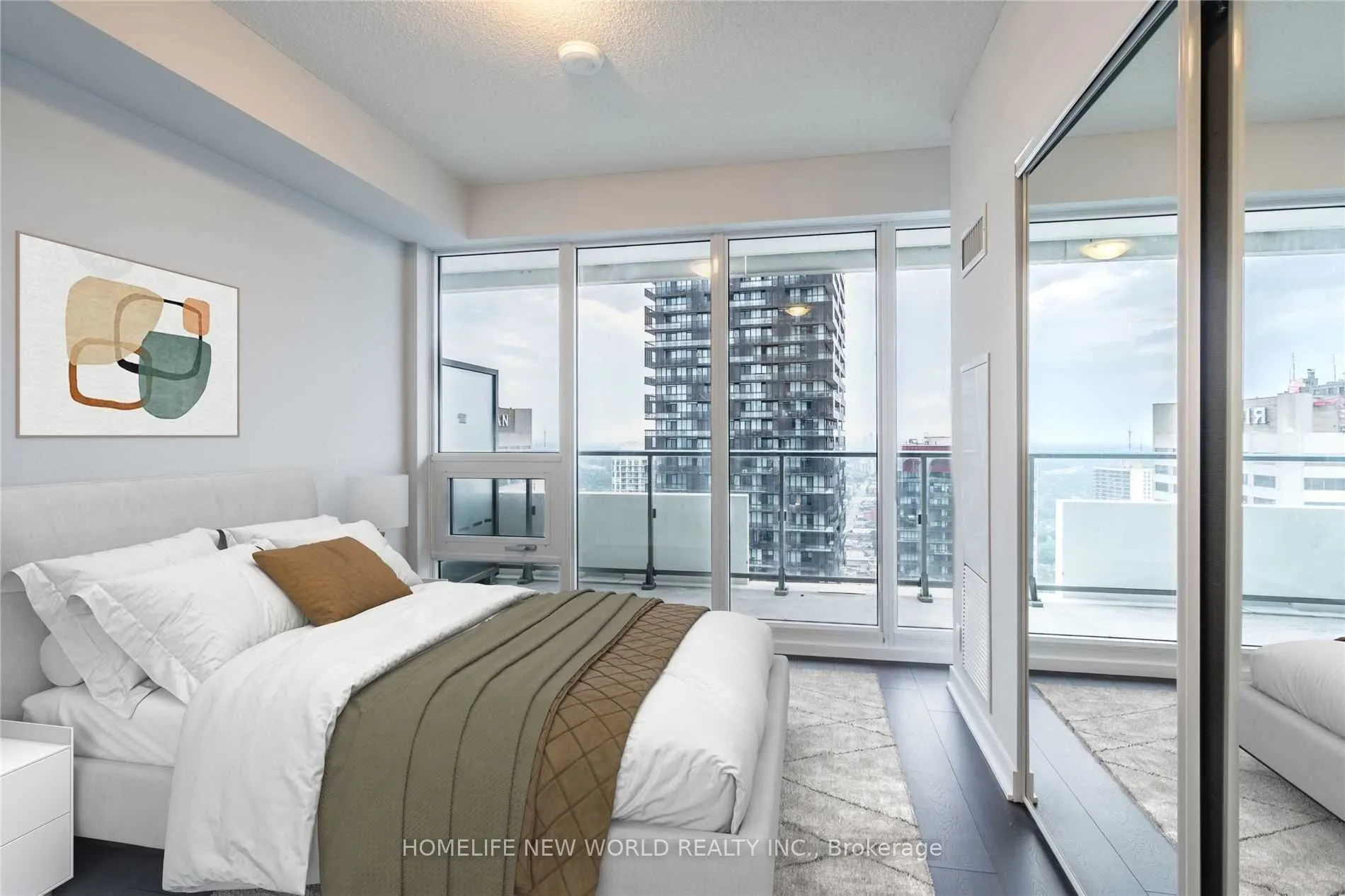 2221 Yonge Street, #3802