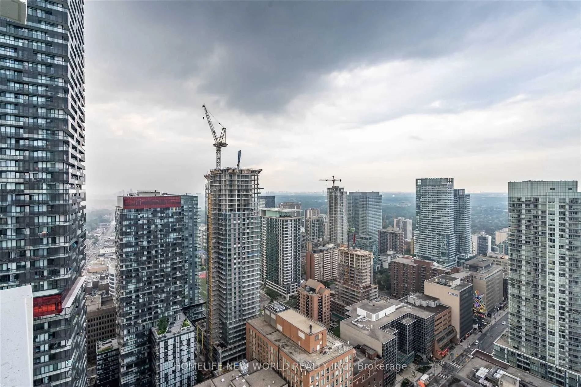 2221 Yonge Street, #3802