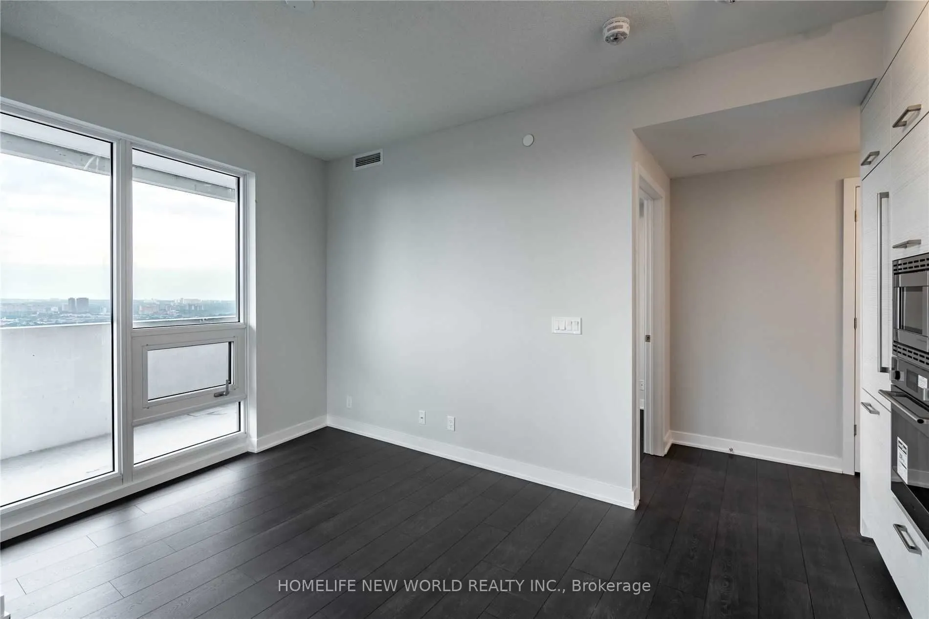 2221 Yonge Street, #3802