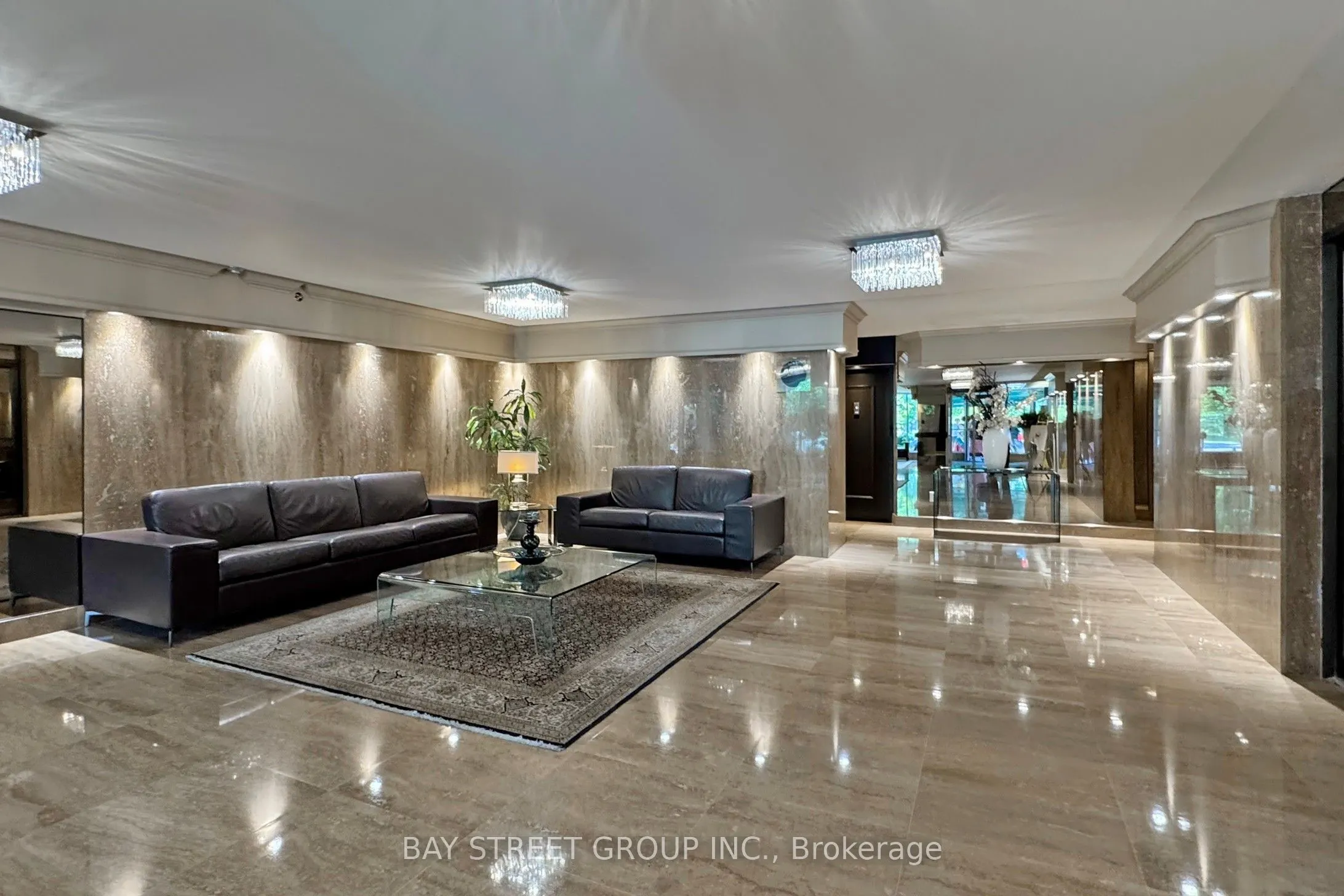 55 Skymark Drive, #605