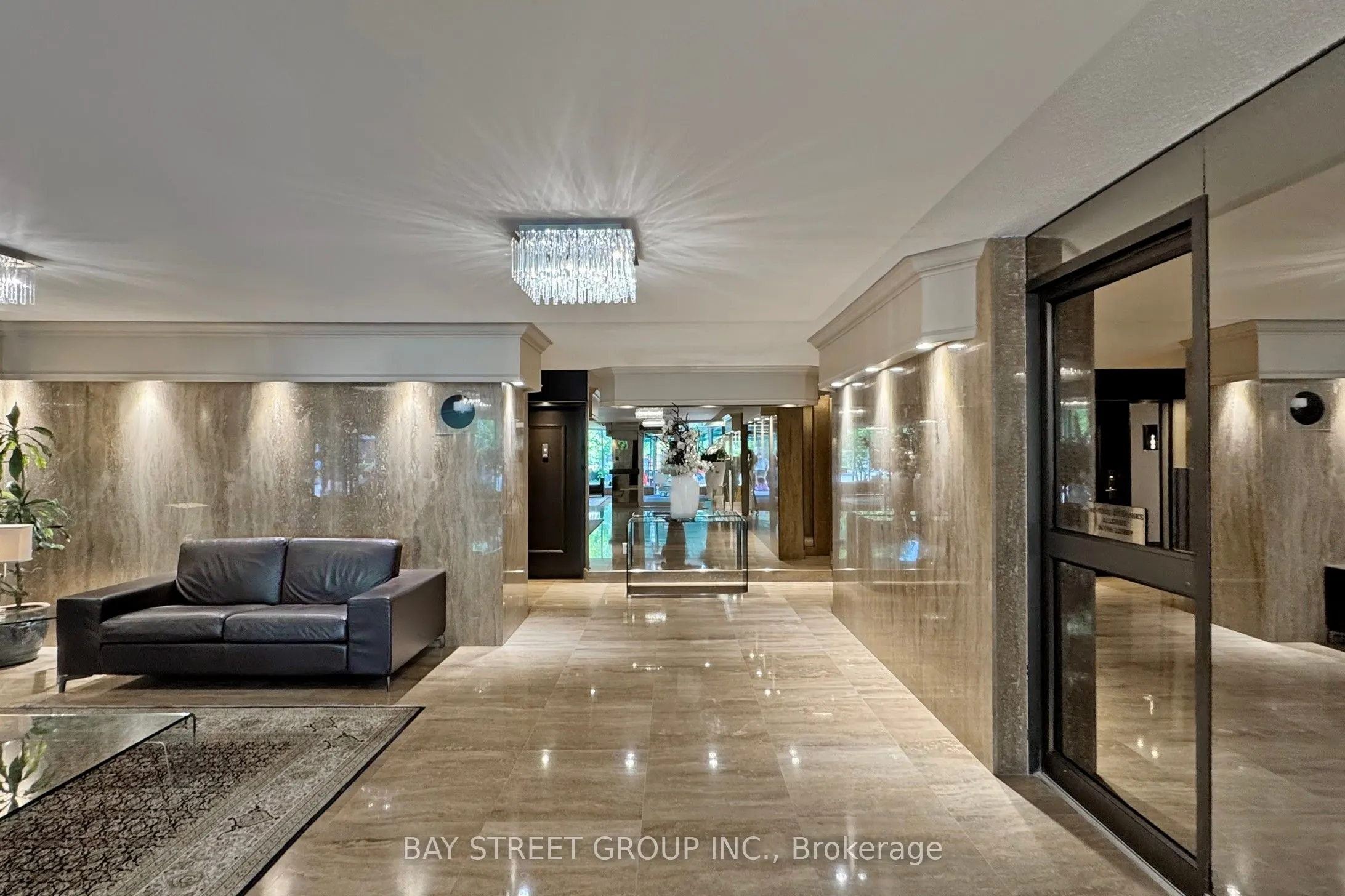 55 Skymark Drive, #605