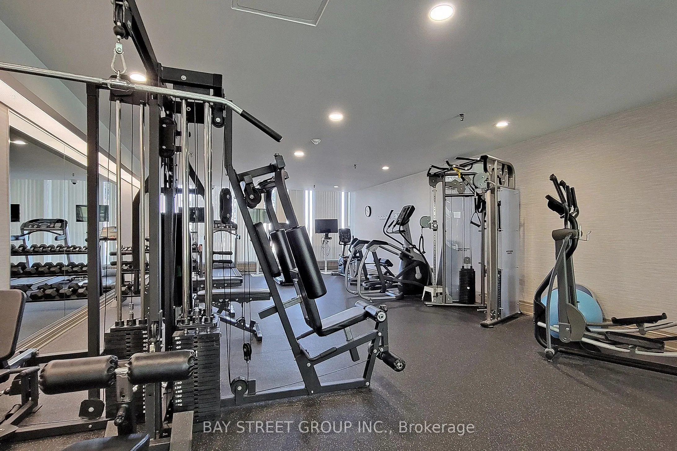 55 Skymark Drive, #605