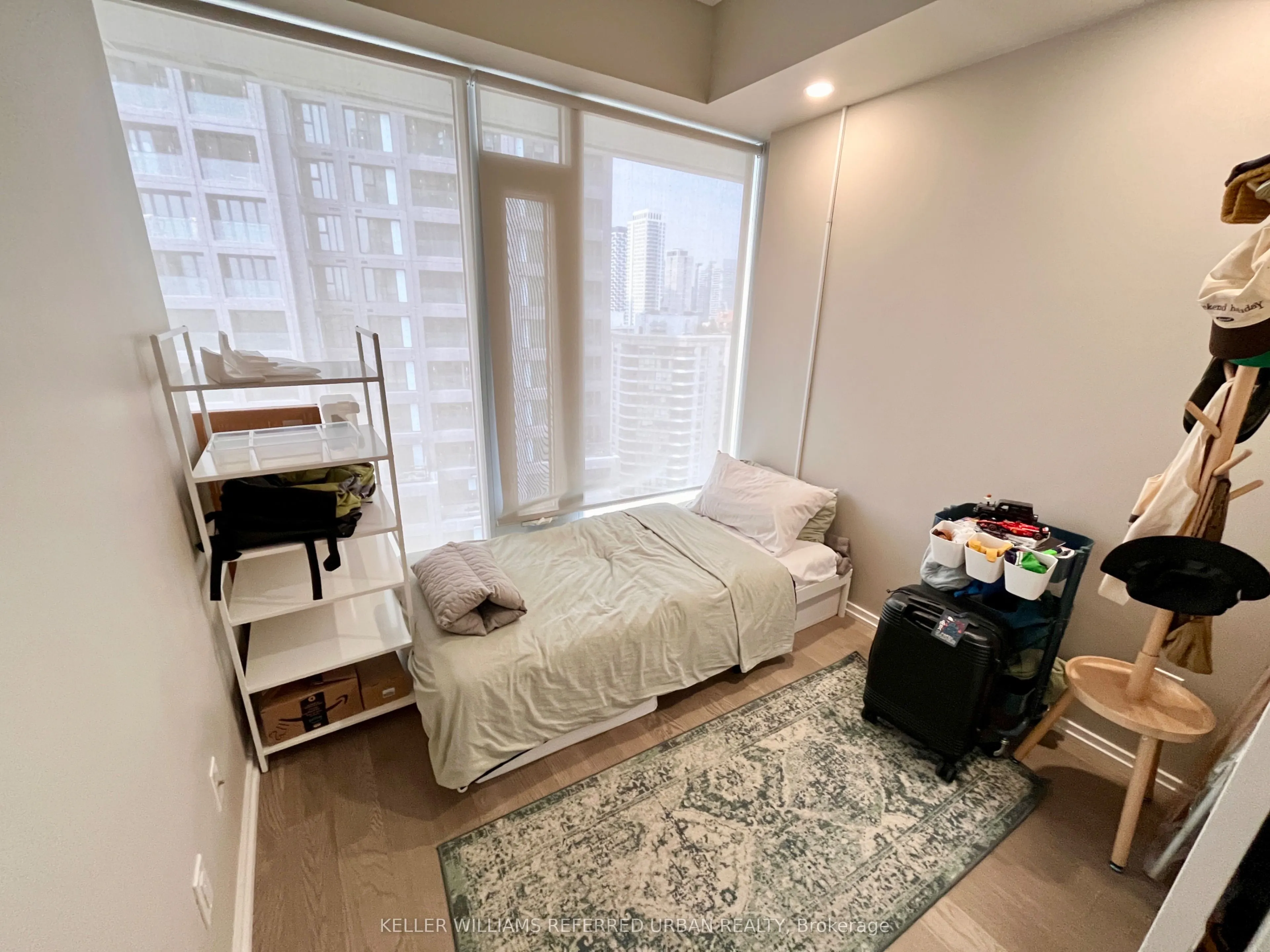 5 Soudan Avenue, #2111