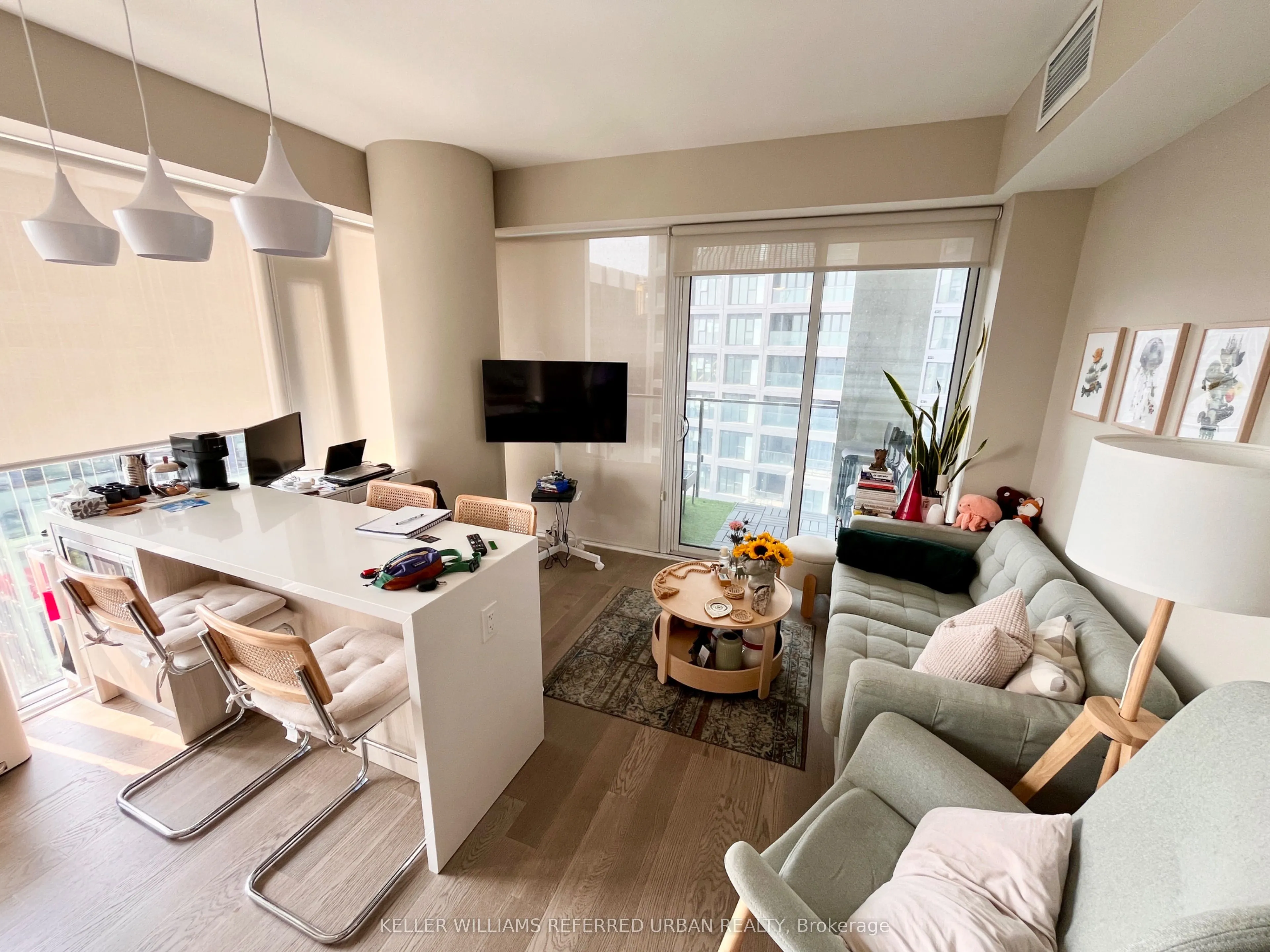 5 Soudan Avenue, #2111