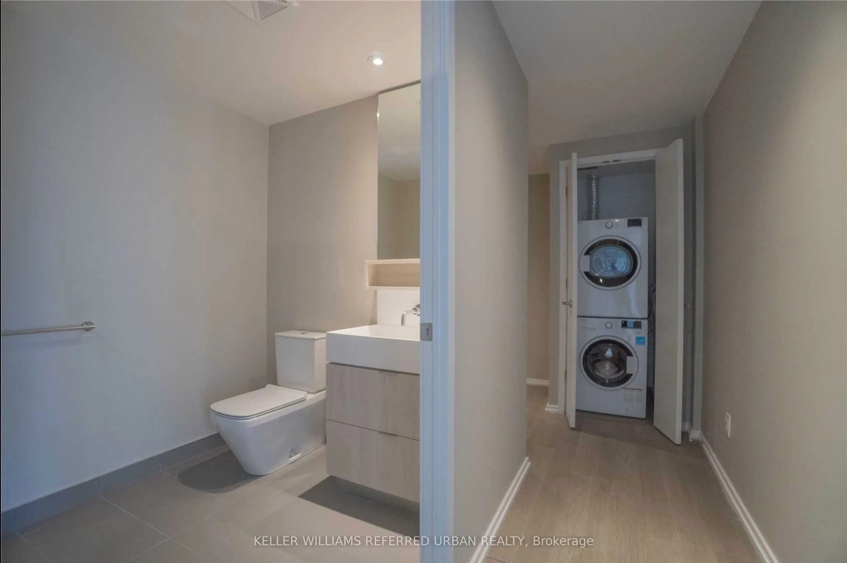 5 Soudan Avenue, #2111