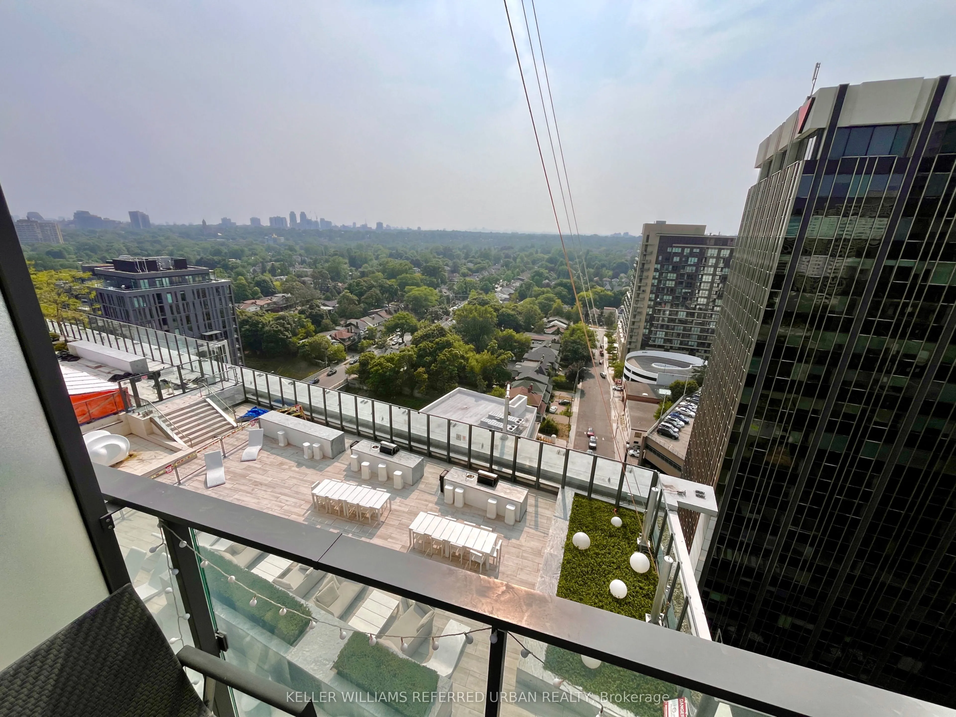 5 Soudan Avenue, #2111