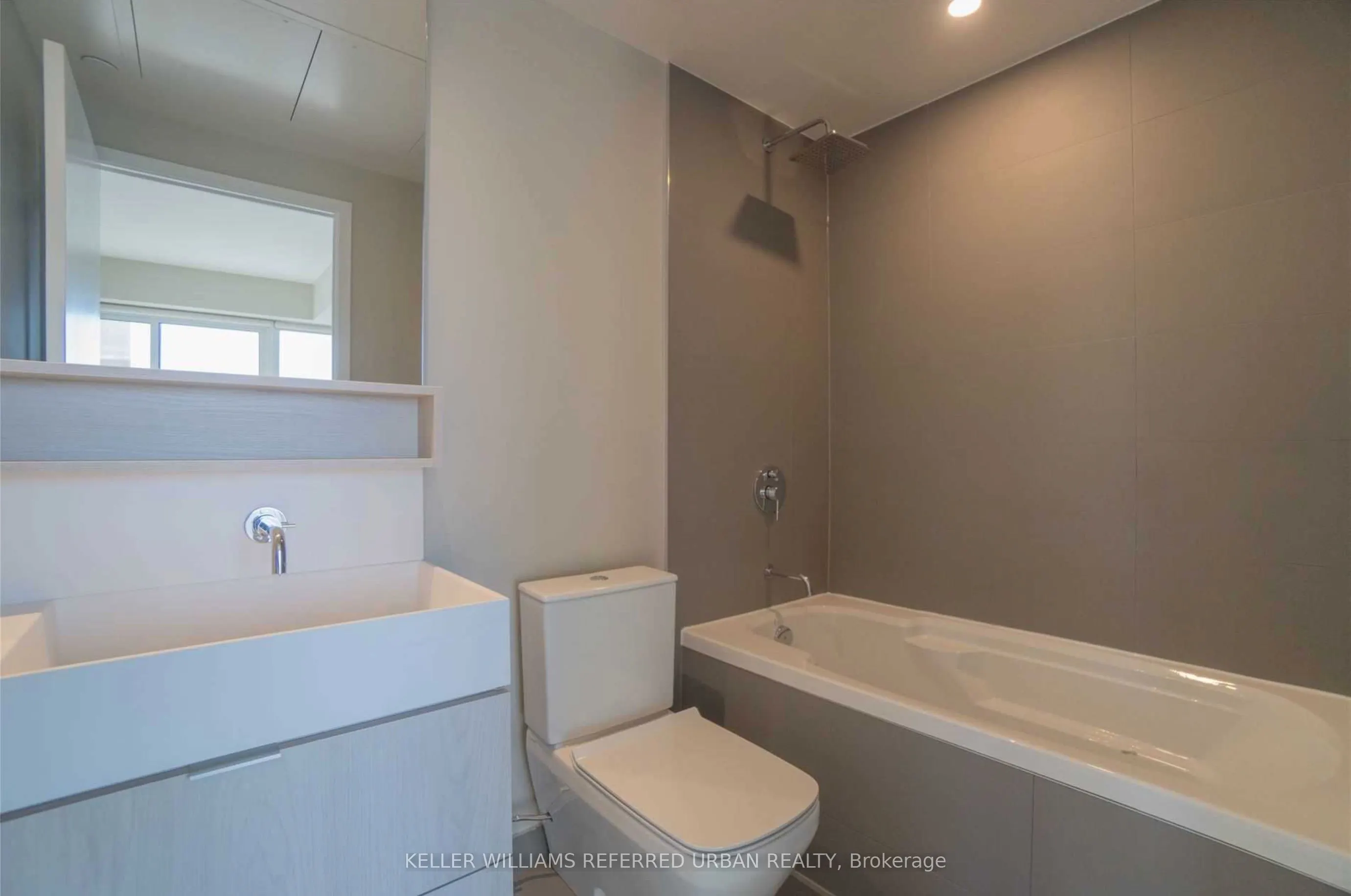 5 Soudan Avenue, #2111