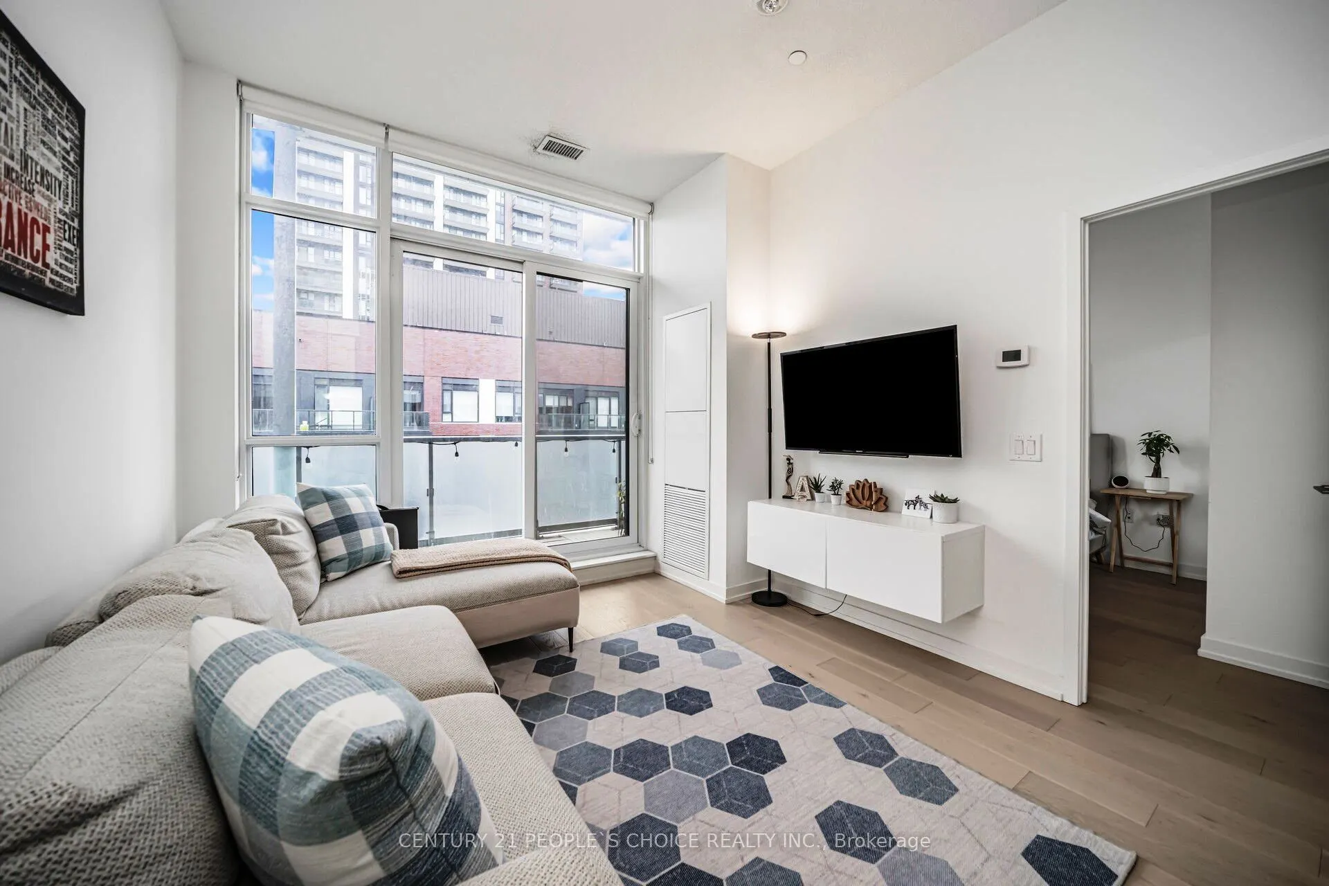 34 Tubman Avenue, #1105