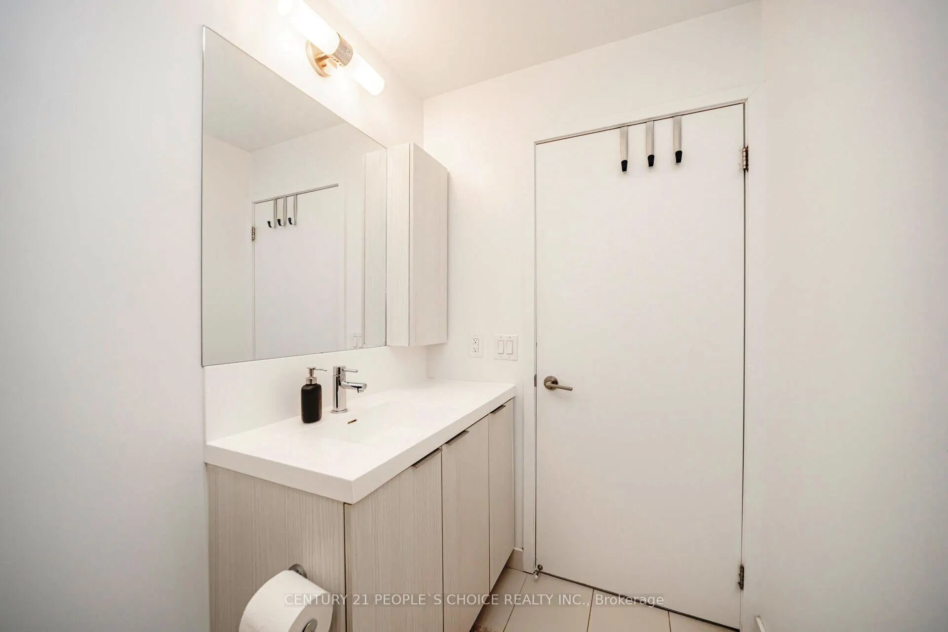 34 Tubman Avenue, #1105