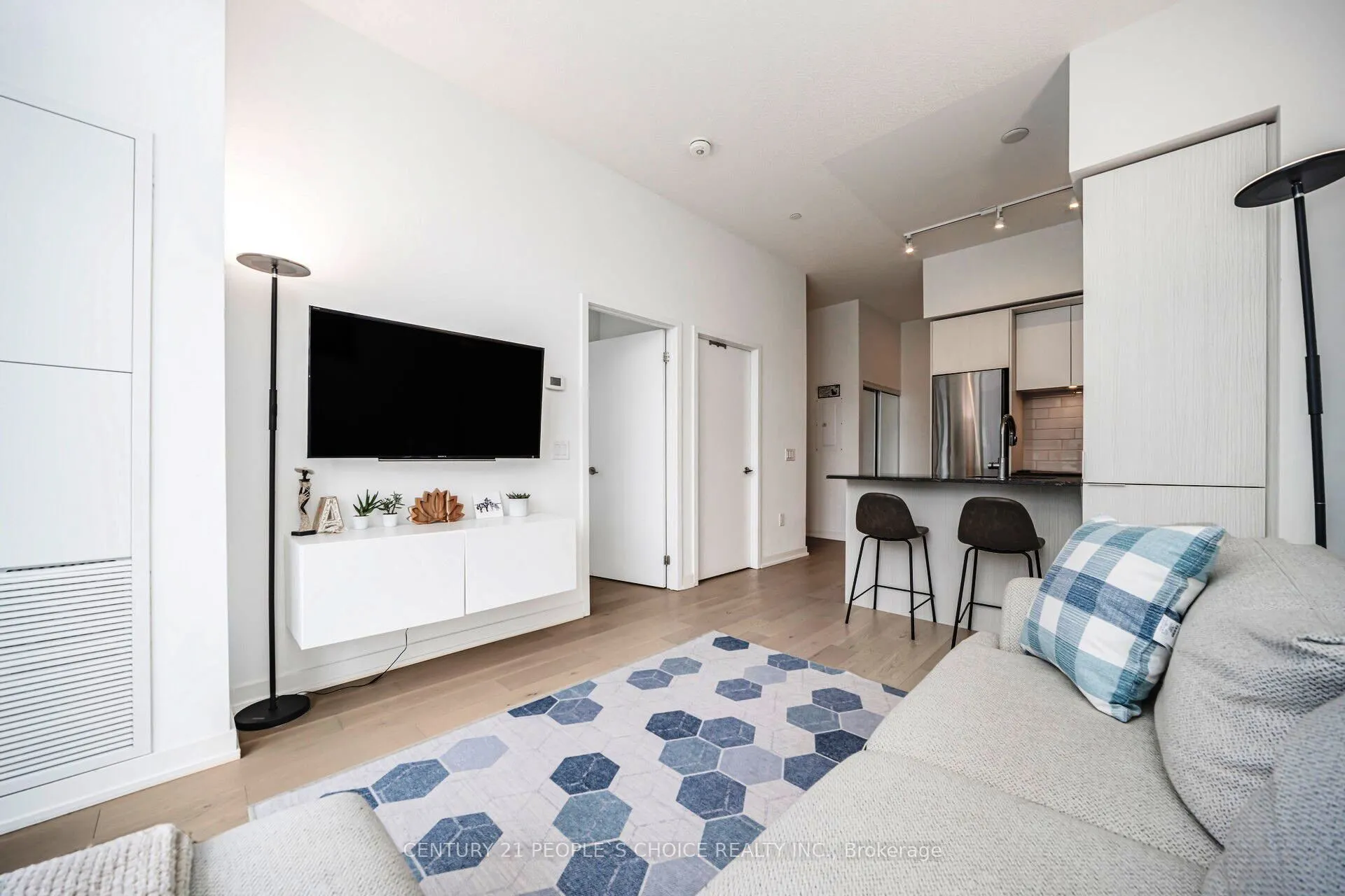 34 Tubman Avenue, #1105