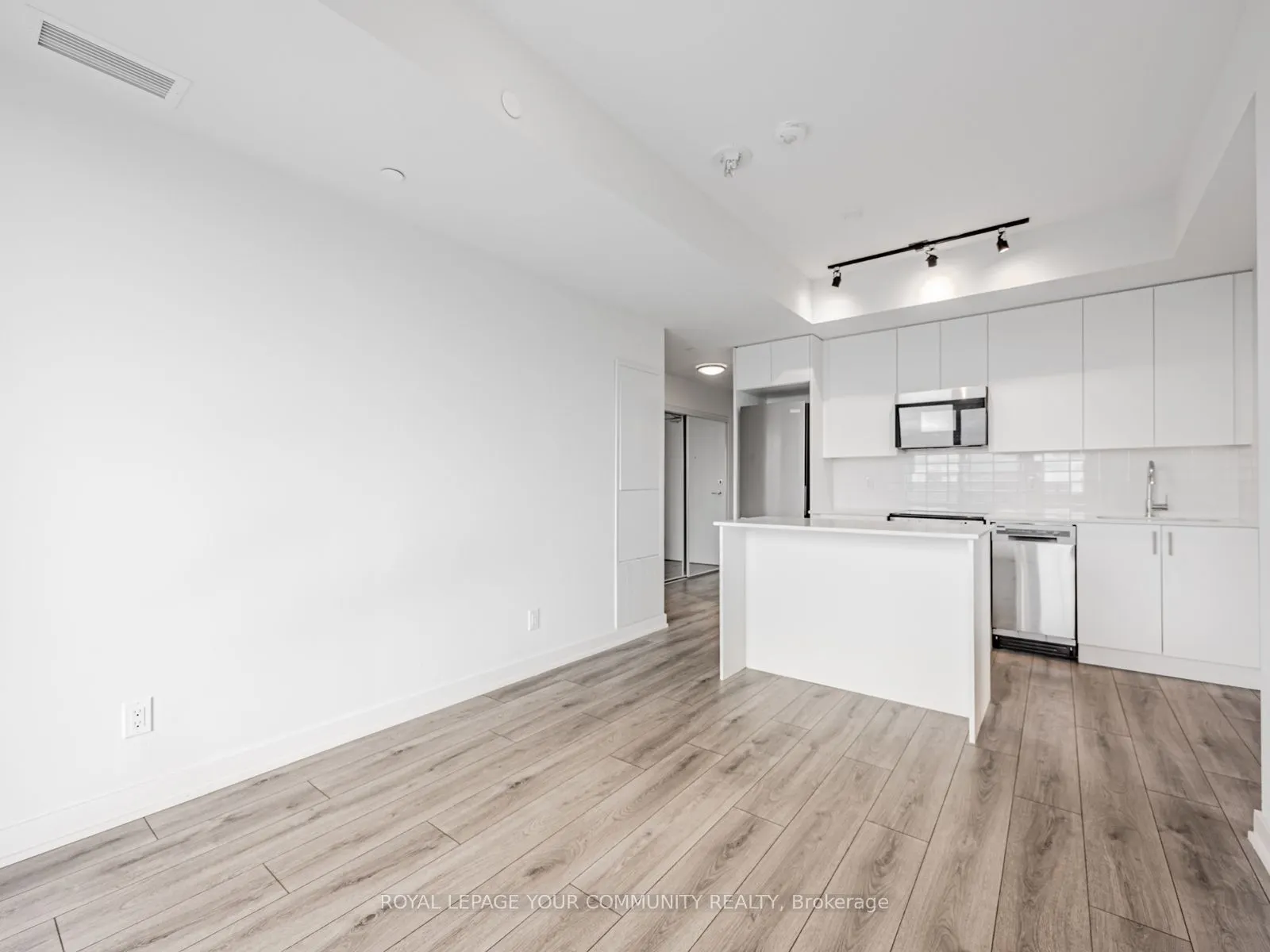 15 Ellerslie Avenue, #2405