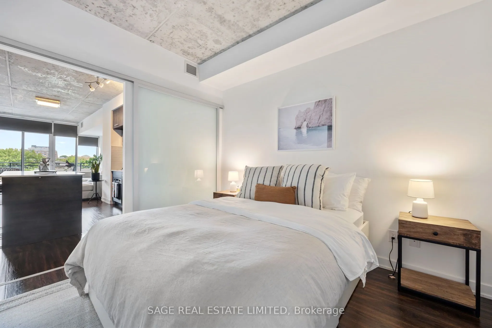 205 Manning Avenue, #316