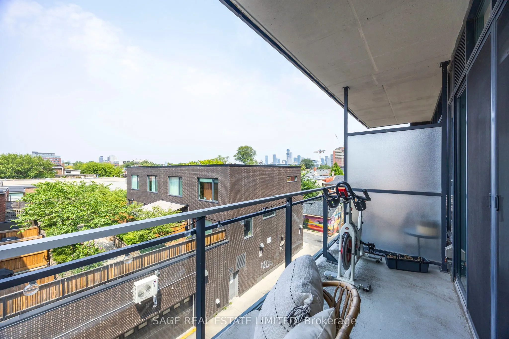 205 Manning Avenue, #316