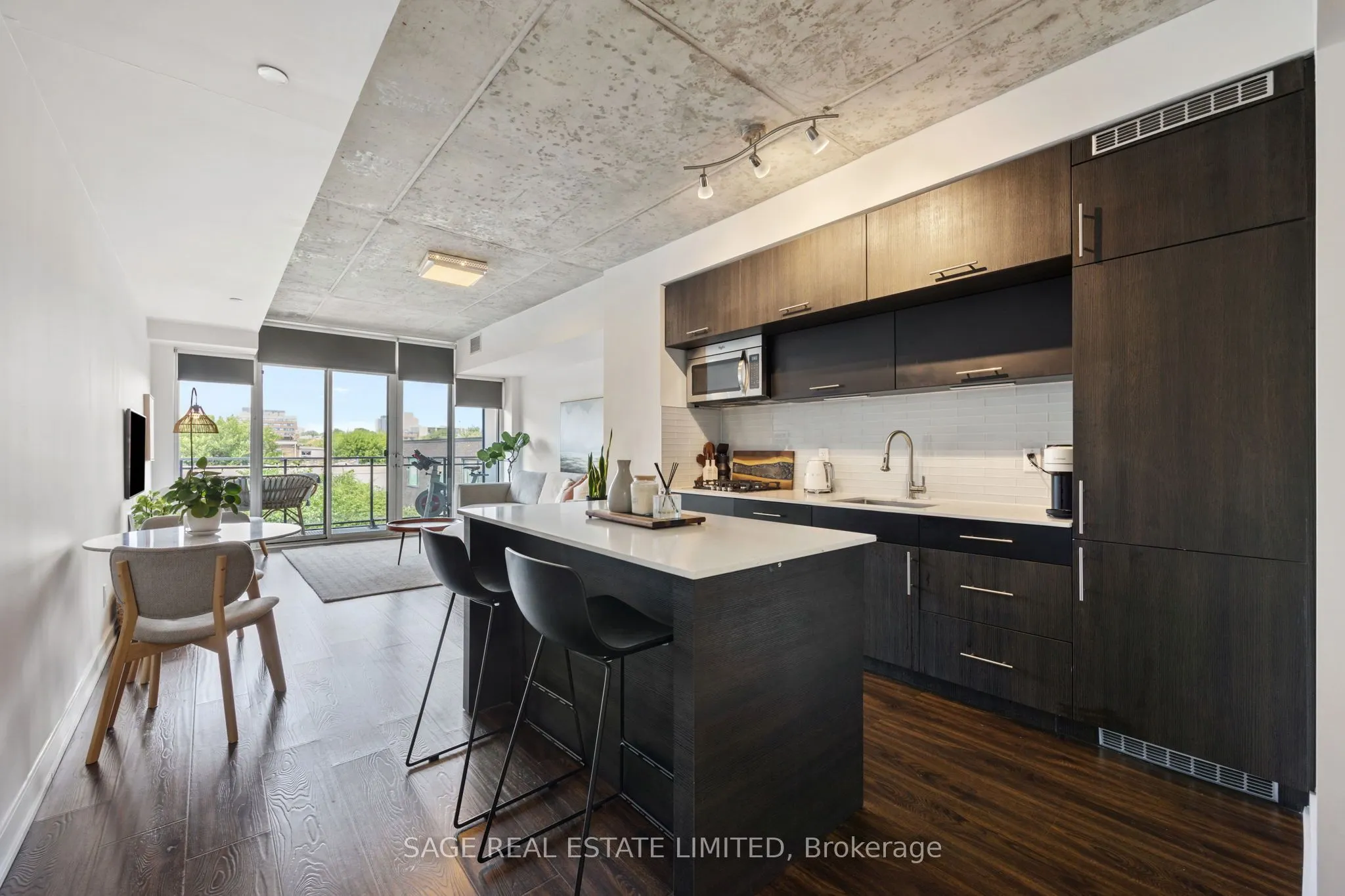 205 Manning Avenue, #316