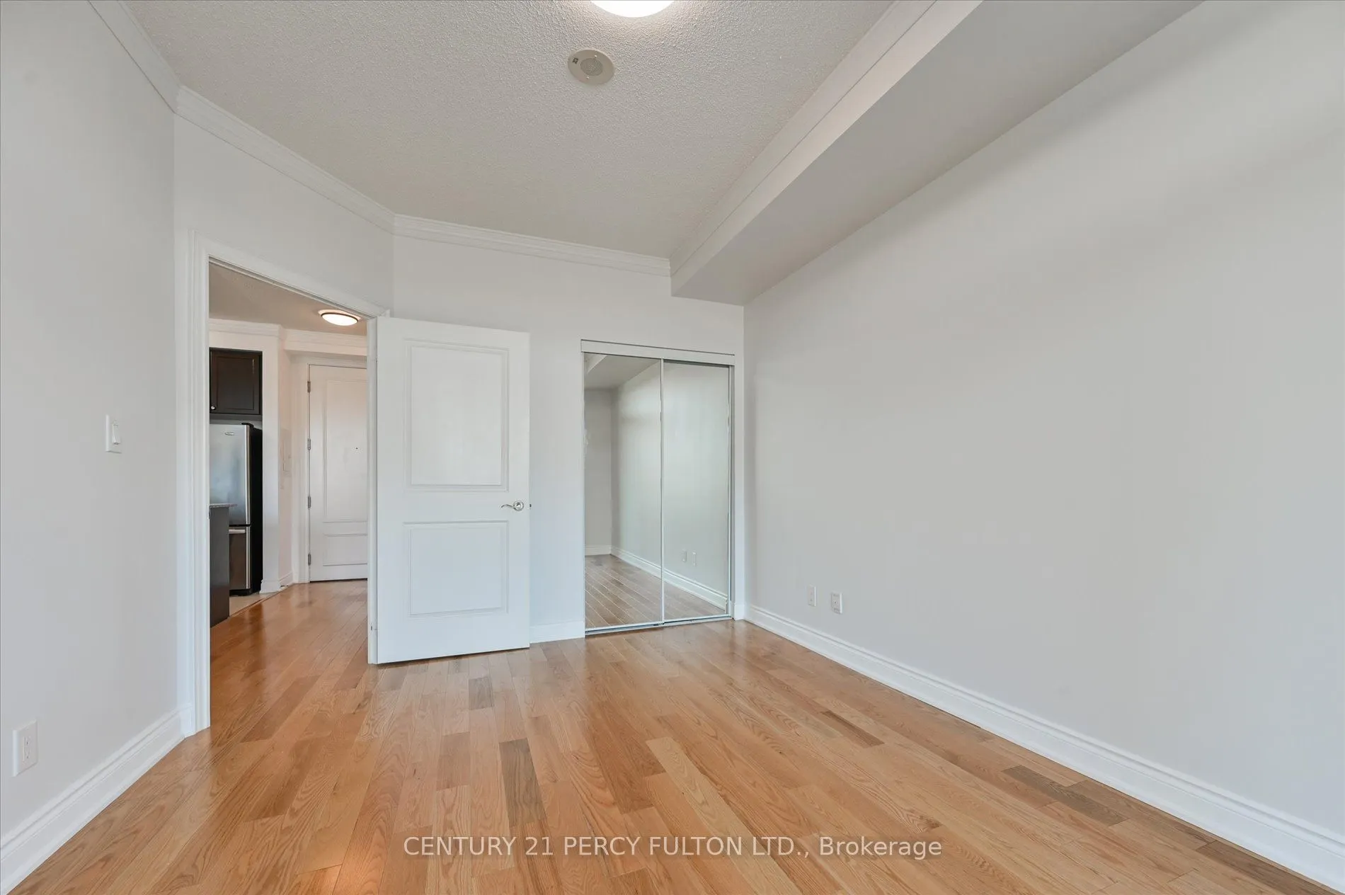 20 Bloorview Place, #317