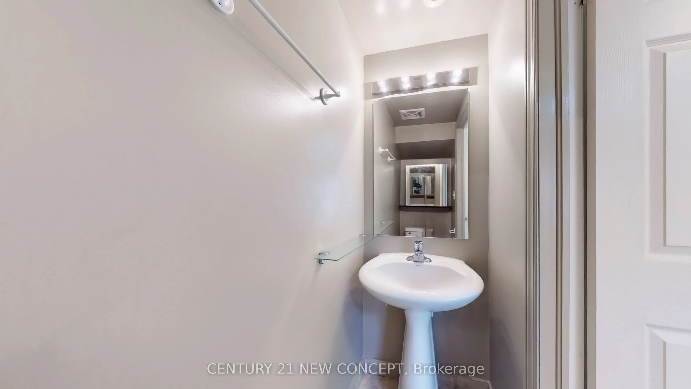 45 Cedarcroft Boulevard, #2