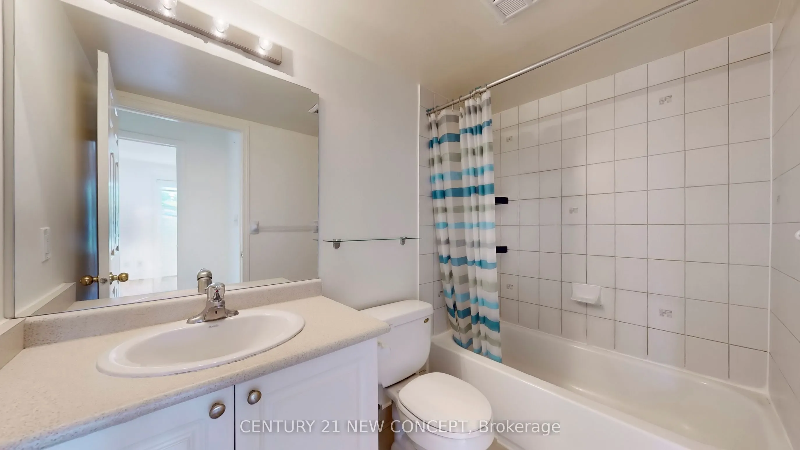45 Cedarcroft Boulevard, #2