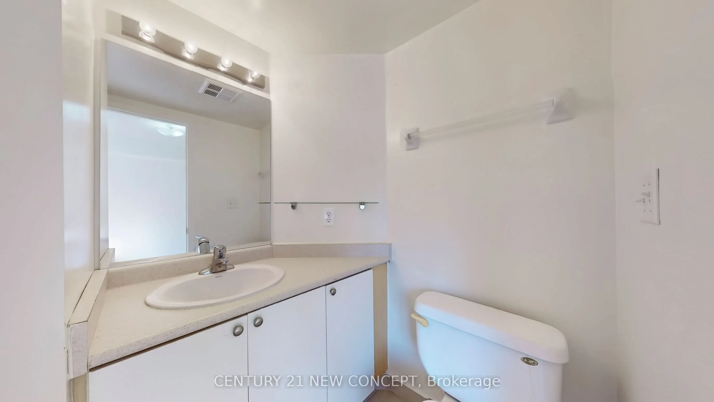 45 Cedarcroft Boulevard, #2