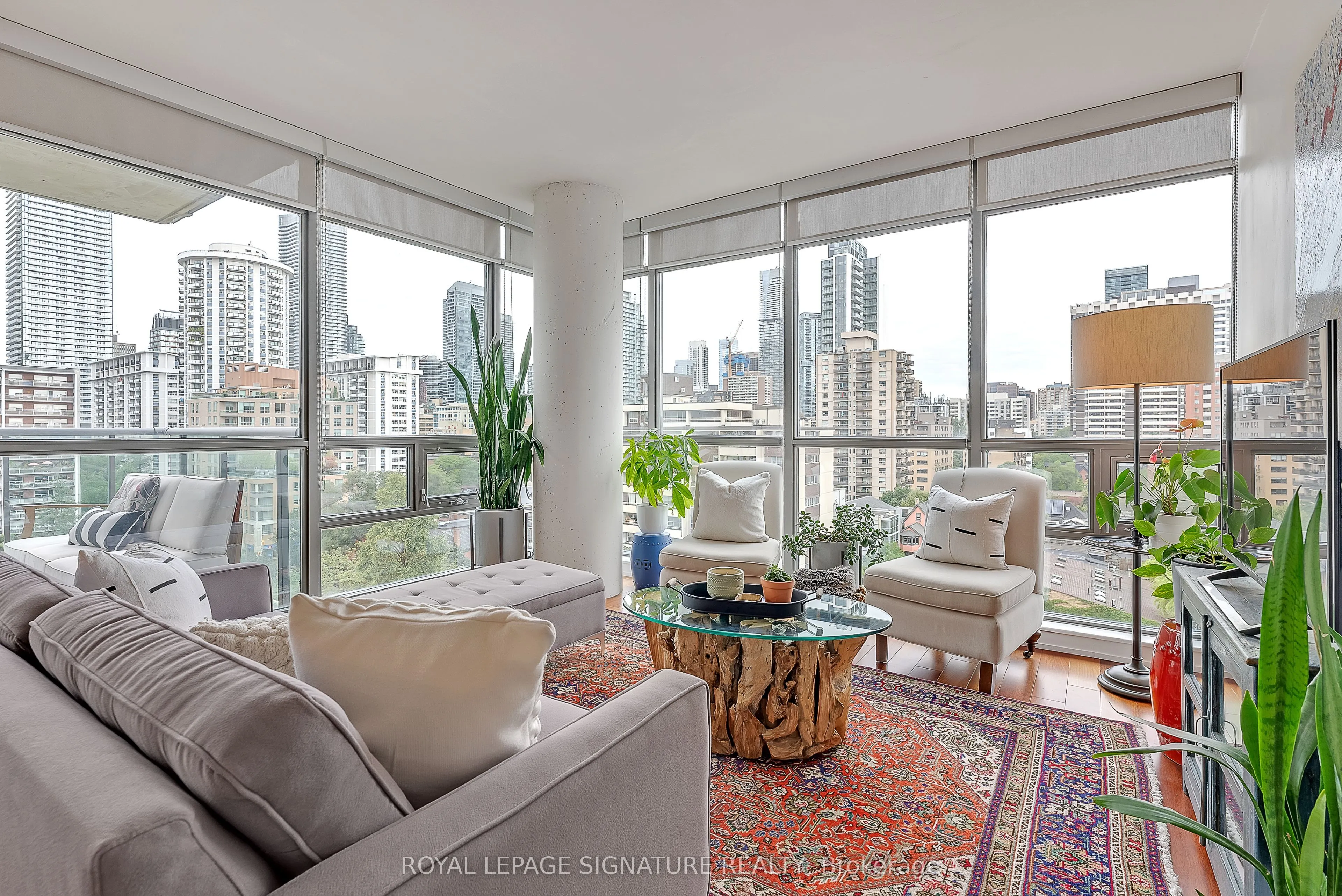 285 Mutual Street, #1002