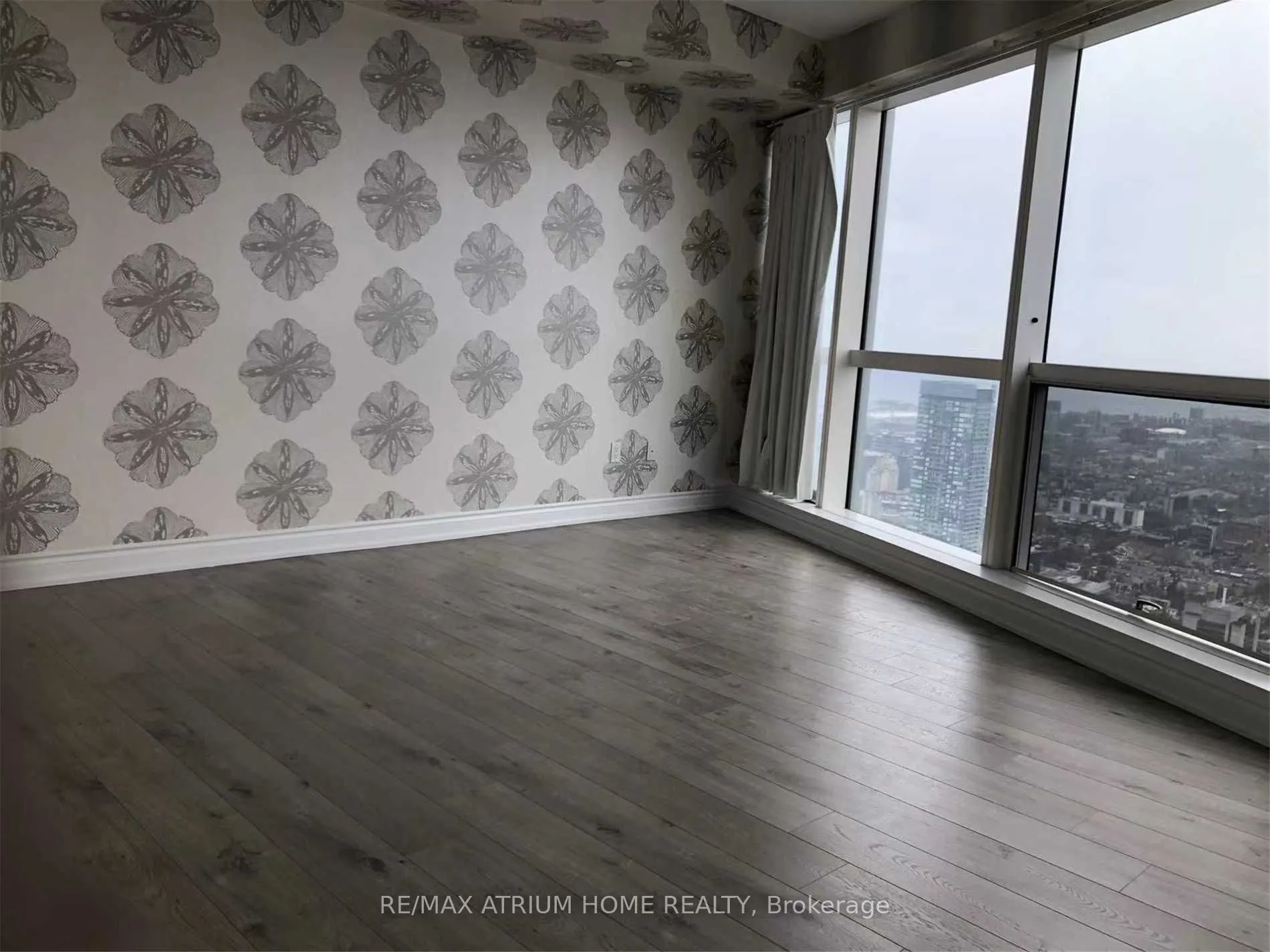 388 Yonge Street, #7216