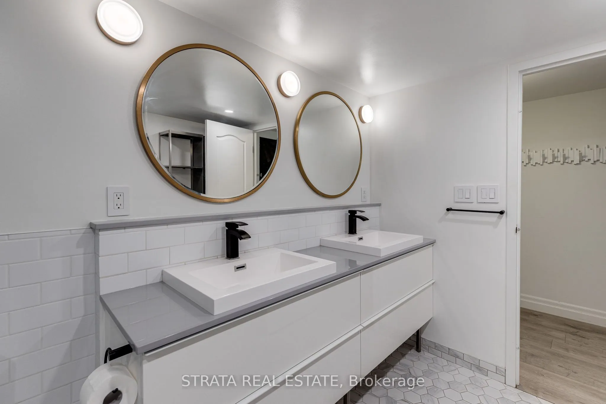25 The Esplanade, #1701