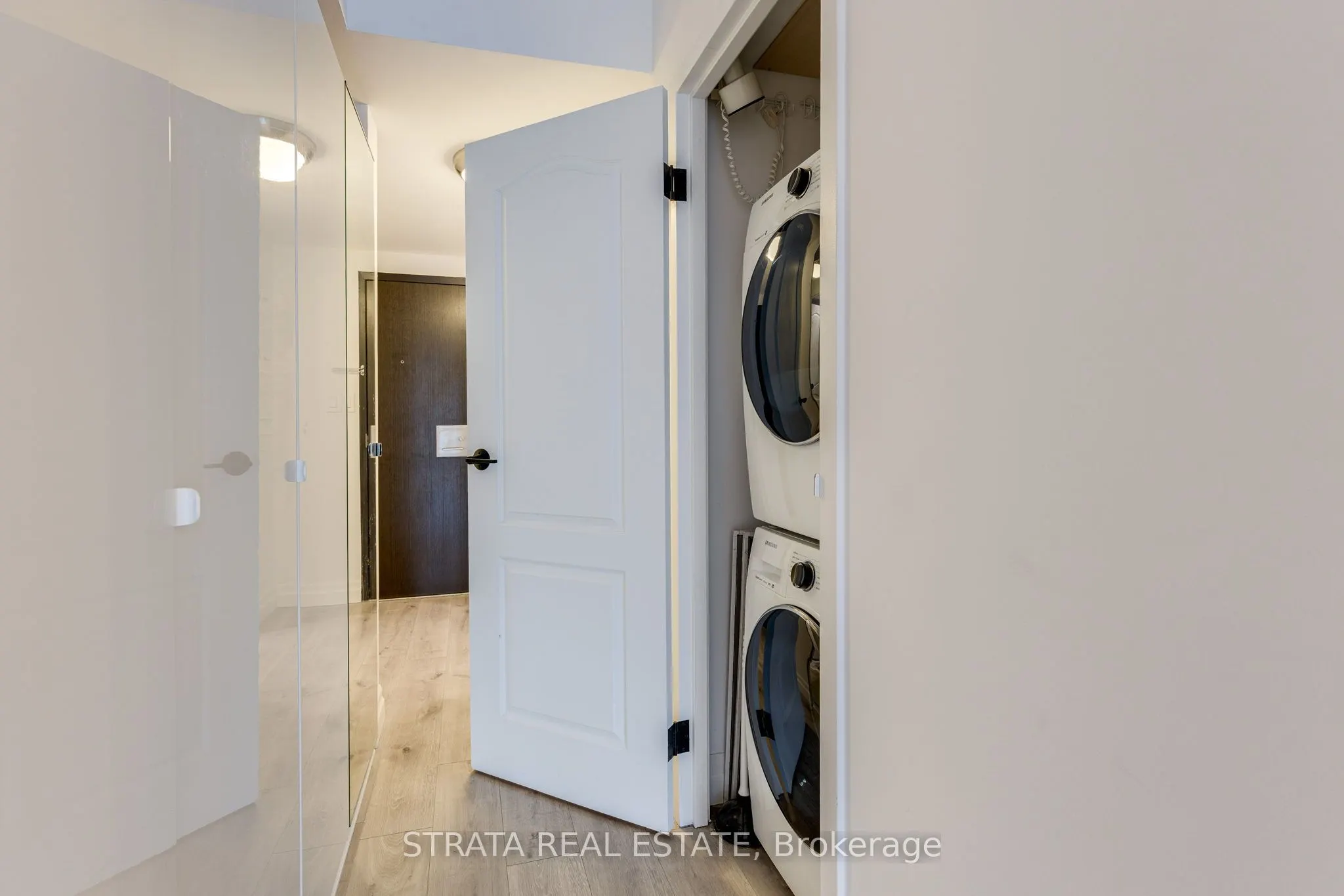 25 The Esplanade, #1701