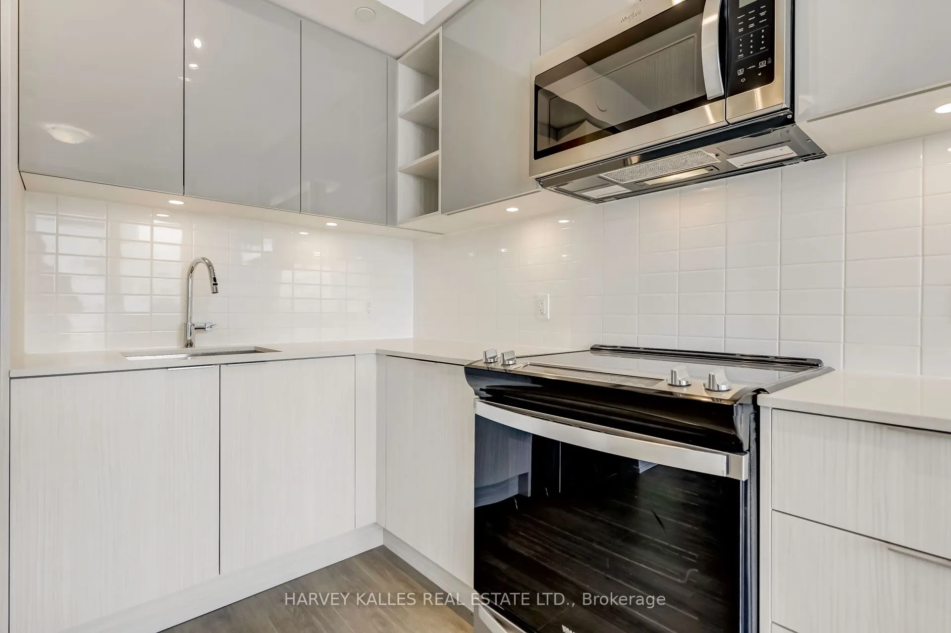 25 Holly Street, #2505