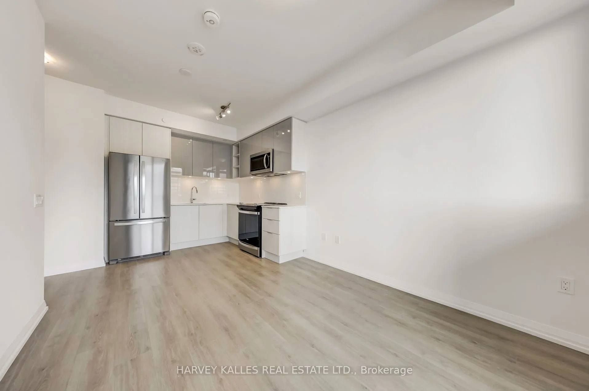 25 Holly Street, #2505
