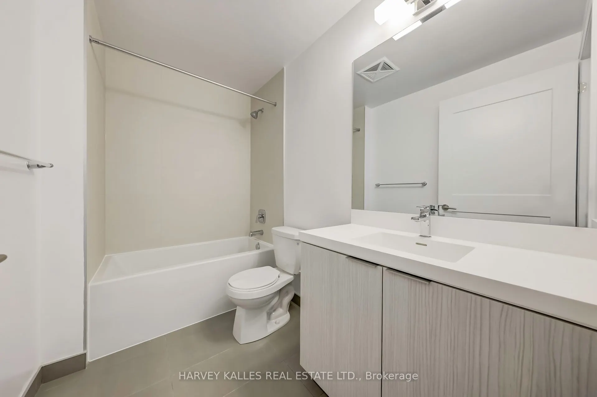 25 Holly Street, #2505