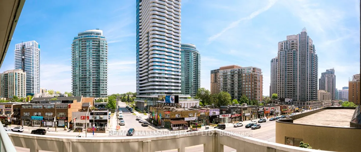 5500 Yonge Street, #403