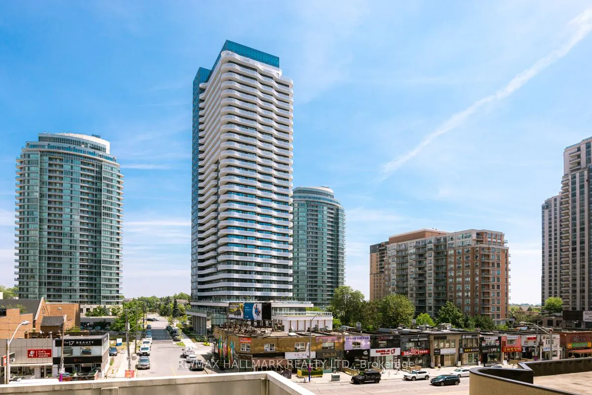 5500 Yonge Street, #403