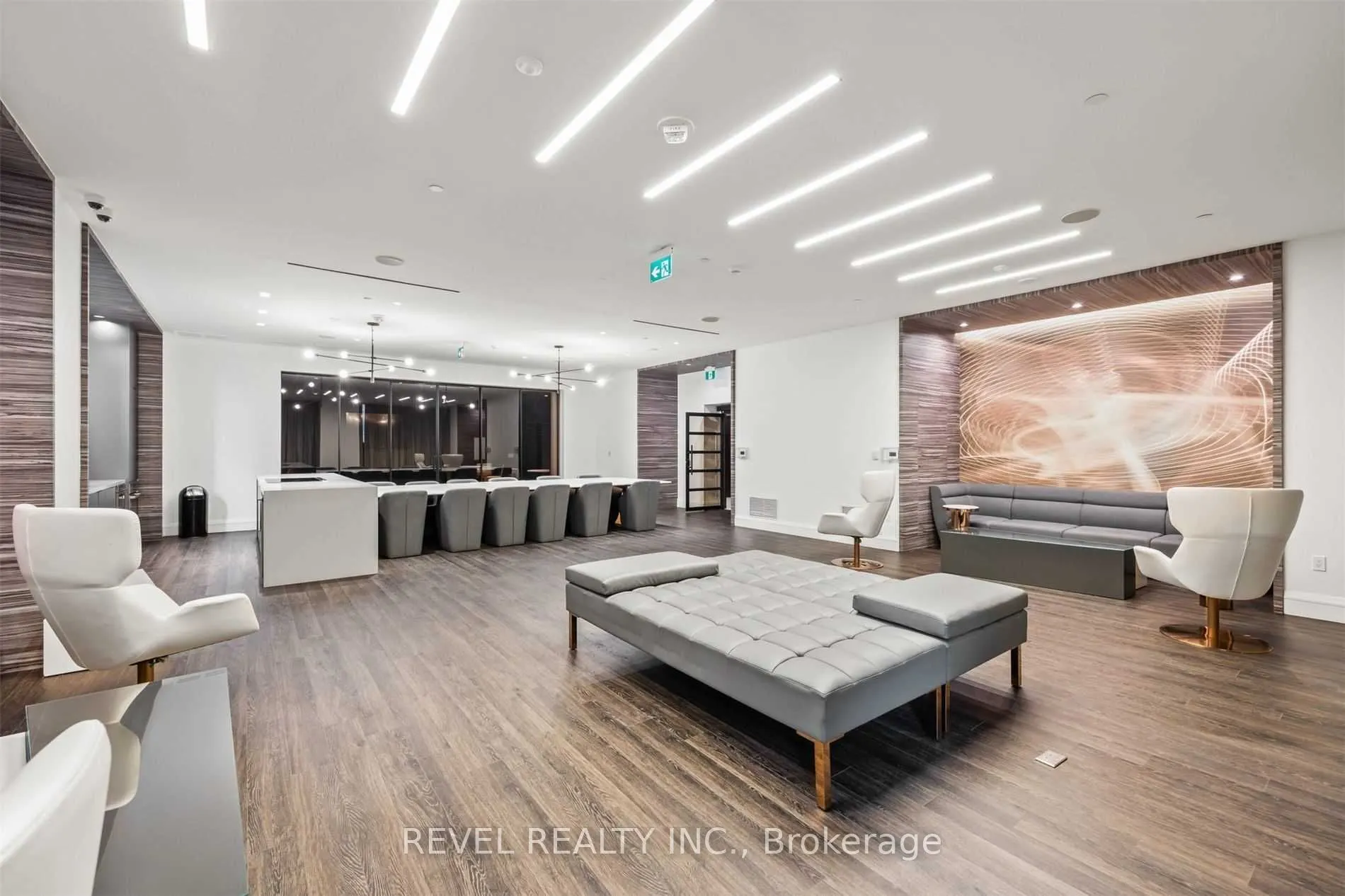 39 Roehampton Avenue, #1210