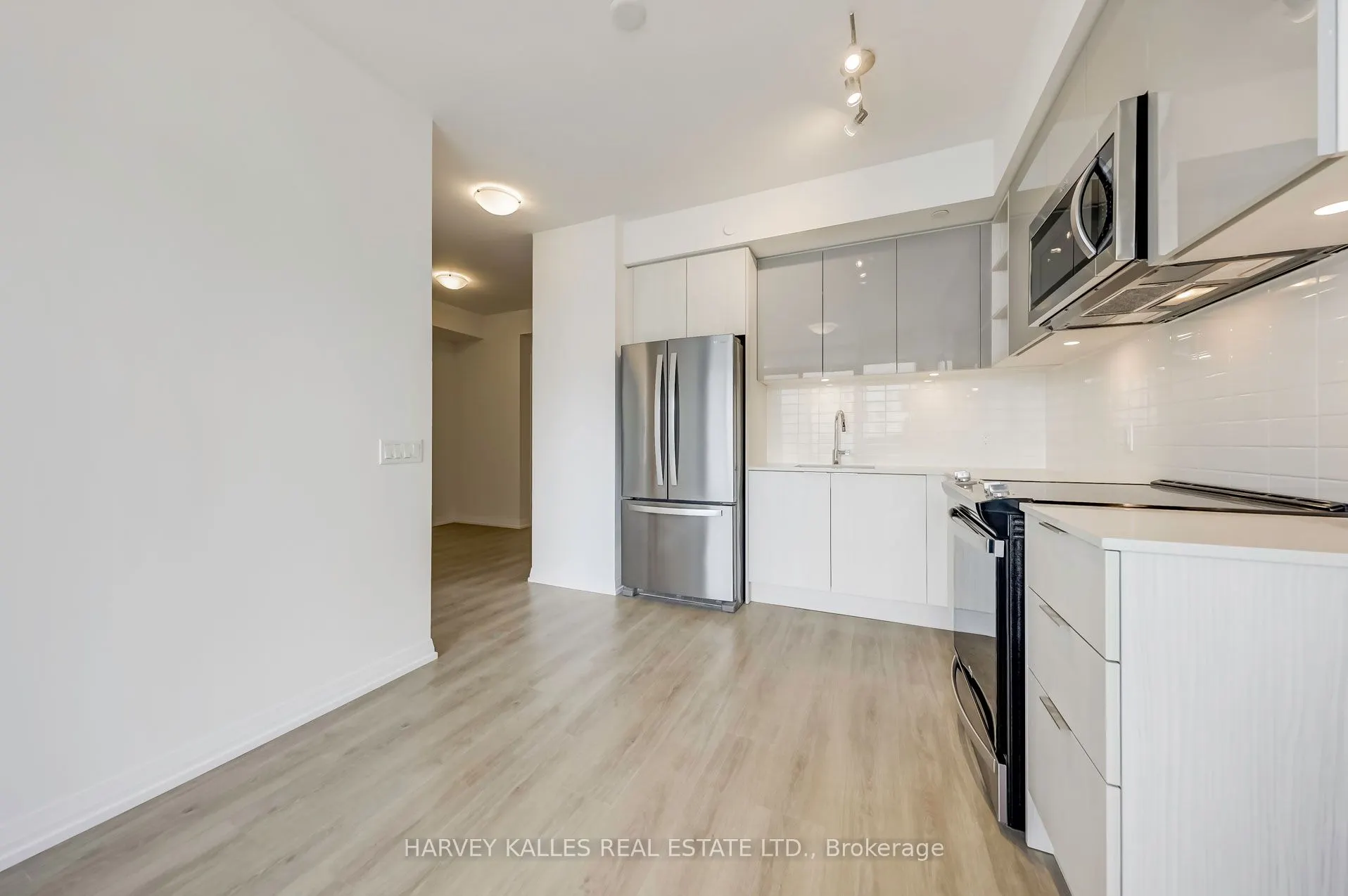 25 Holly Street, #2505