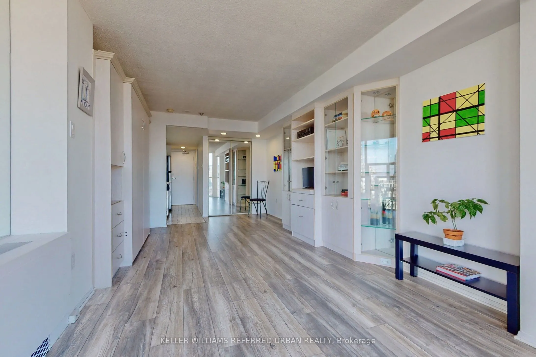 705 King Street W, #1909