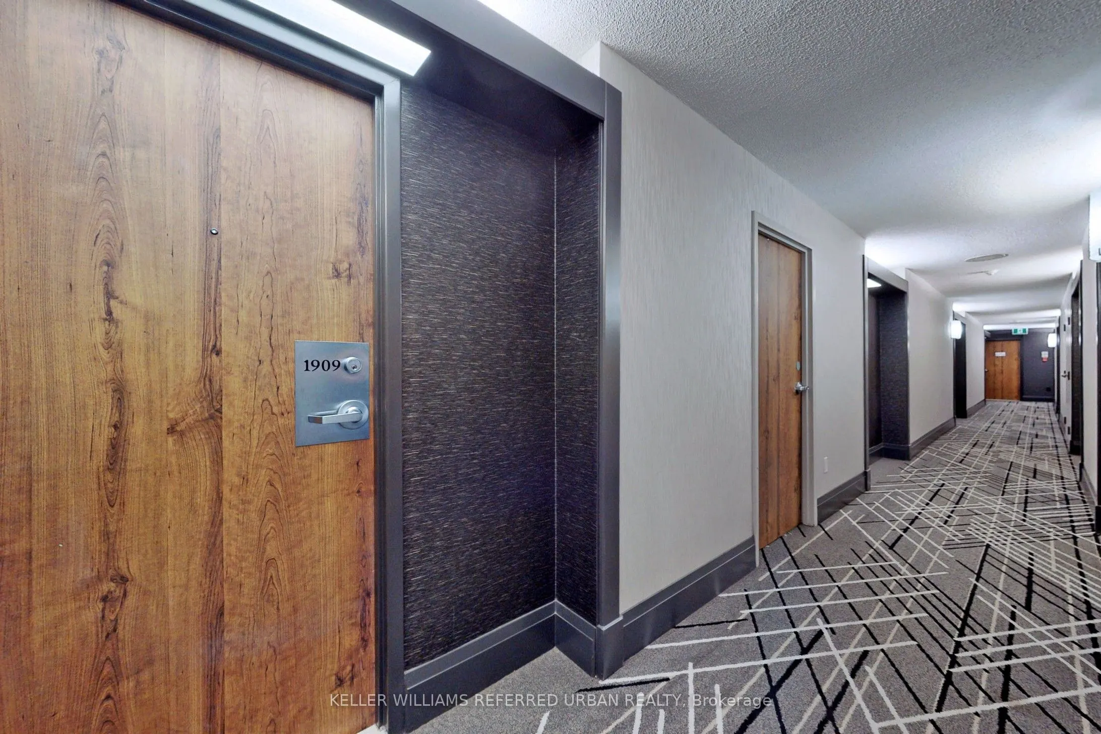 705 King Street W, #1909