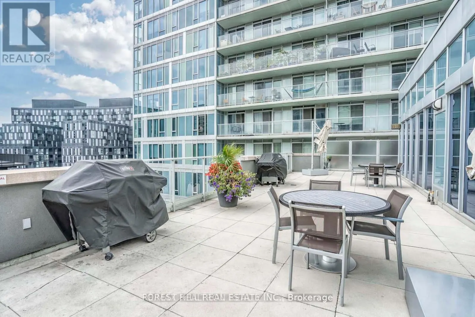 555 Wilson Avenue, #E1305