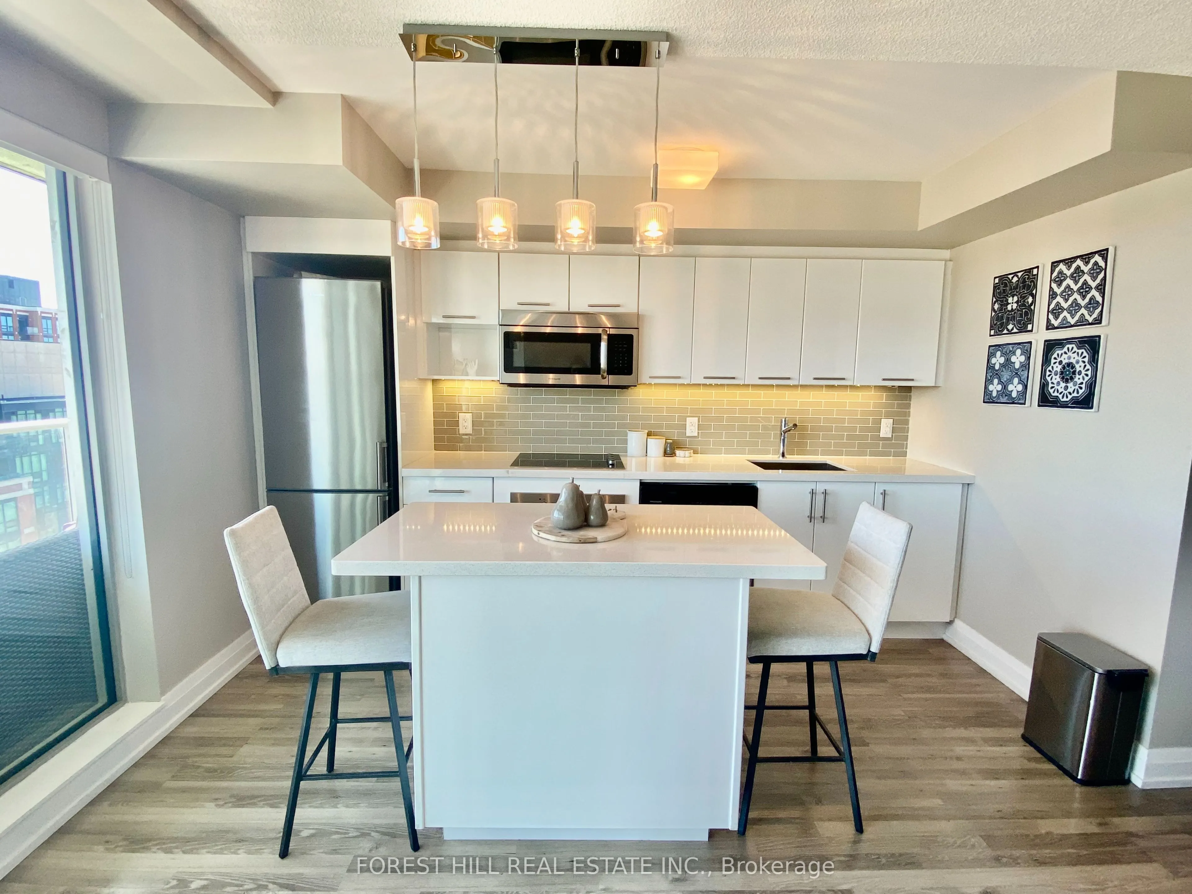 555 Wilson Avenue, #E1305