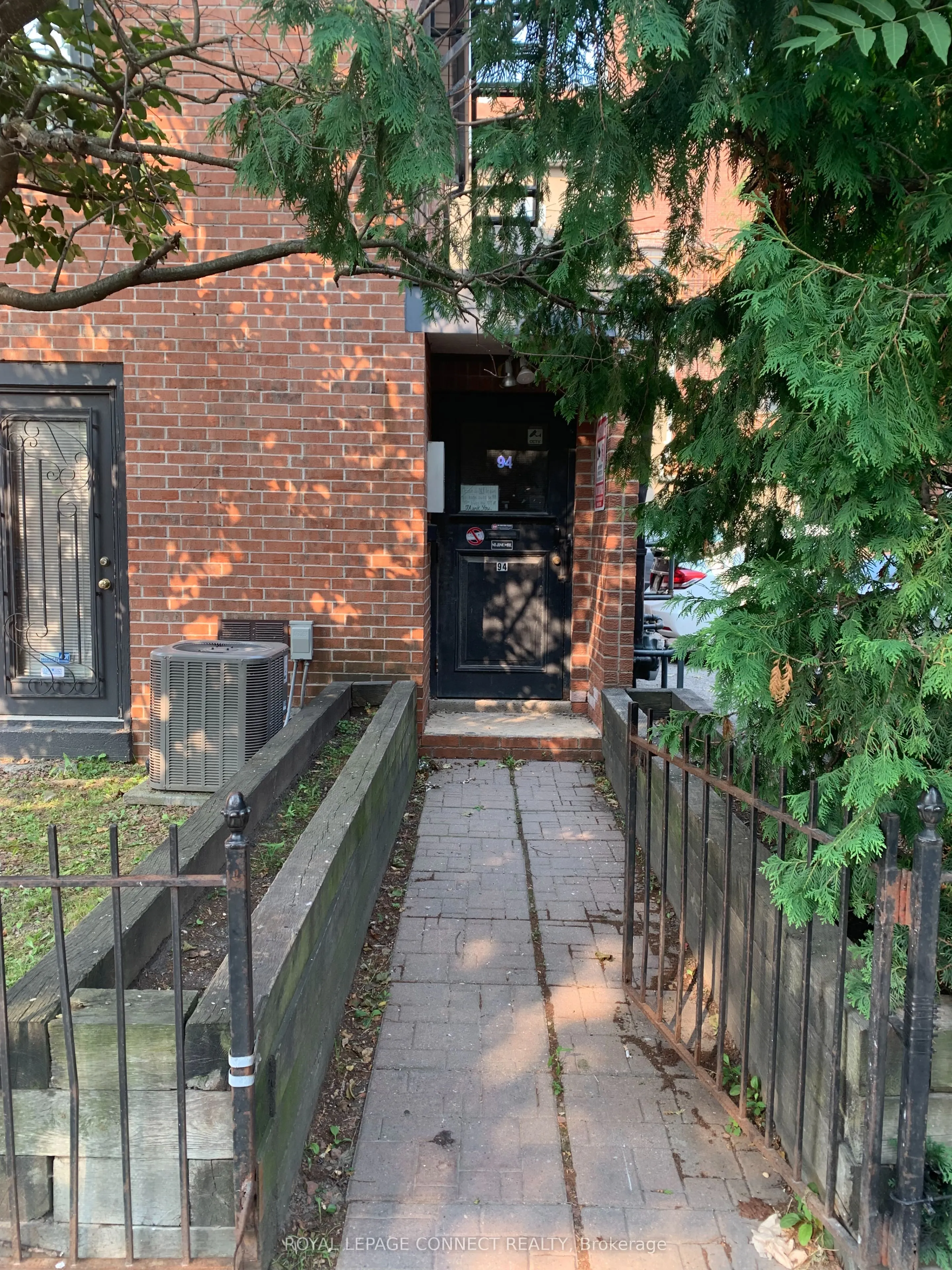 94 Sackville Street, #B