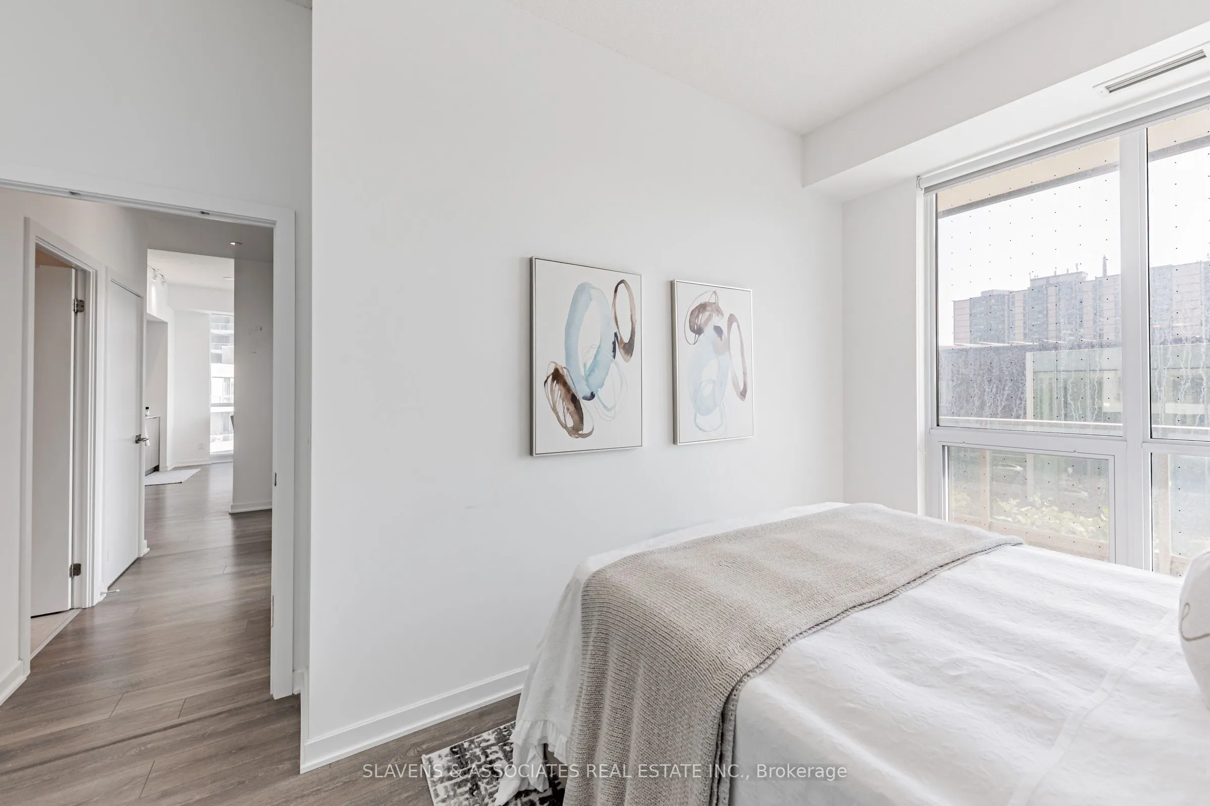 38 Forest Manor Road, #206