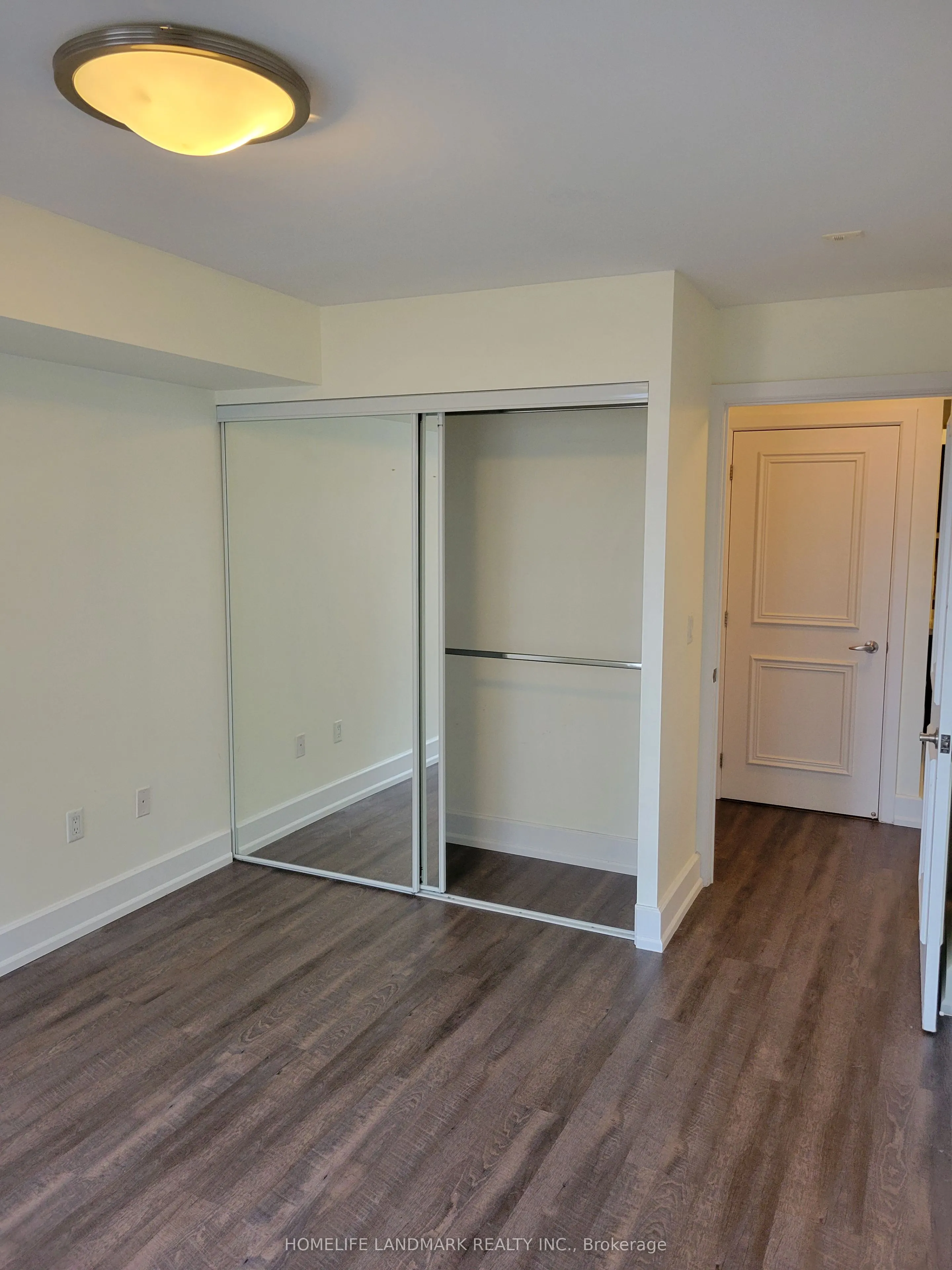 650 Sheppard Avenue E, #503
