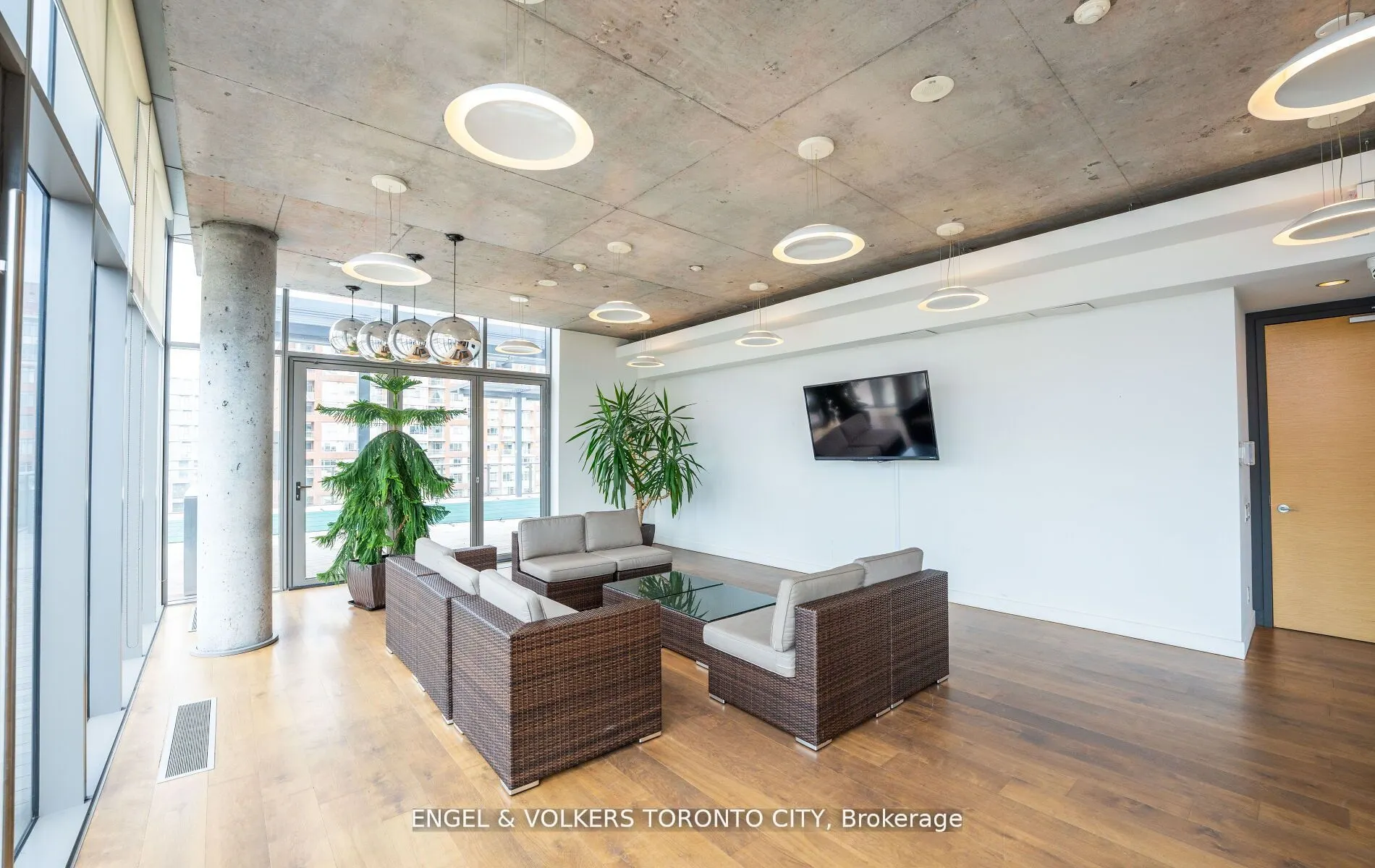 70 Distillery Lane, #2105