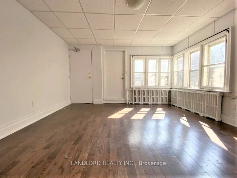 343 St. Clair Avenue W, #D