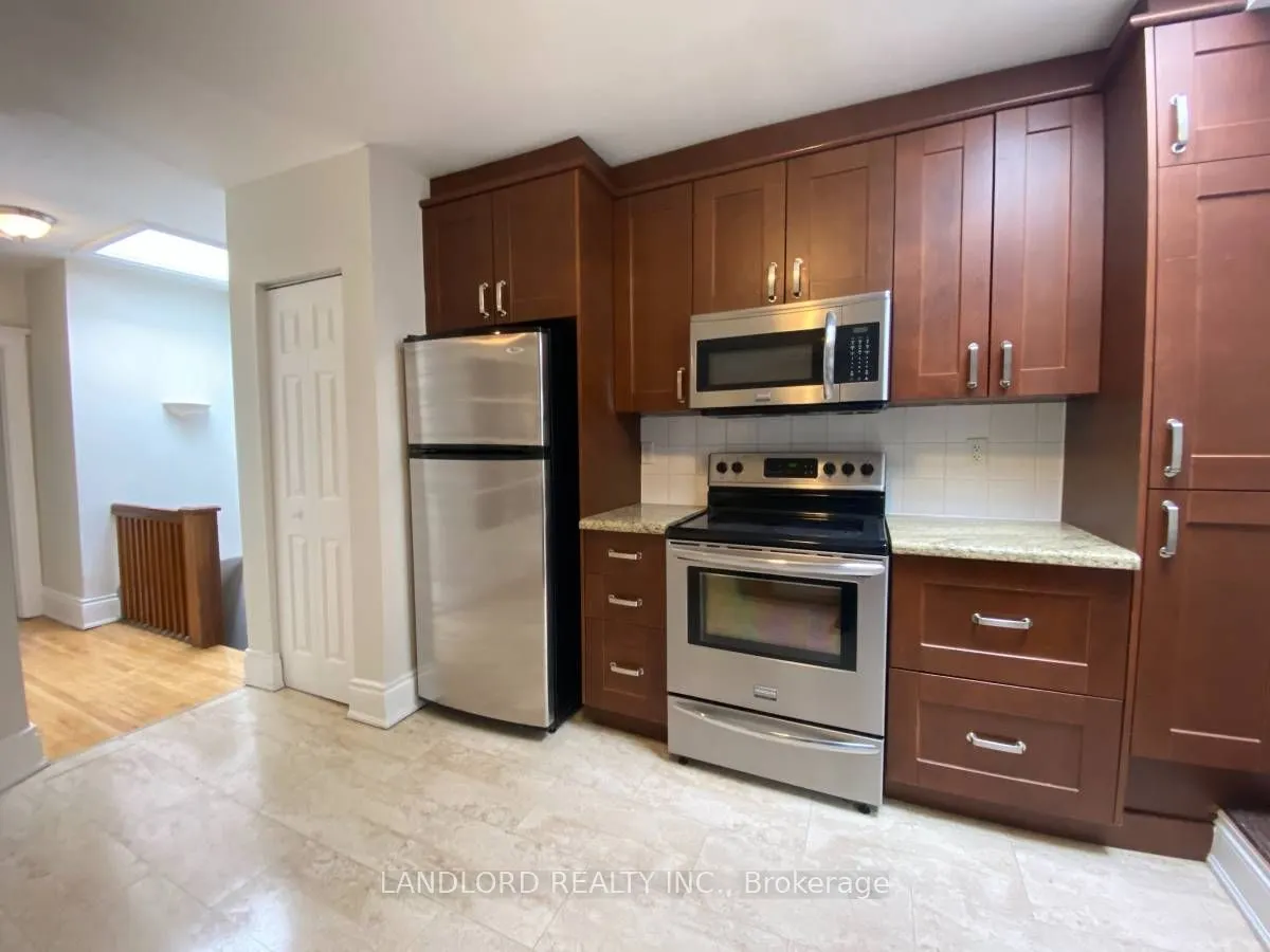 343 St. Clair Avenue W, #D