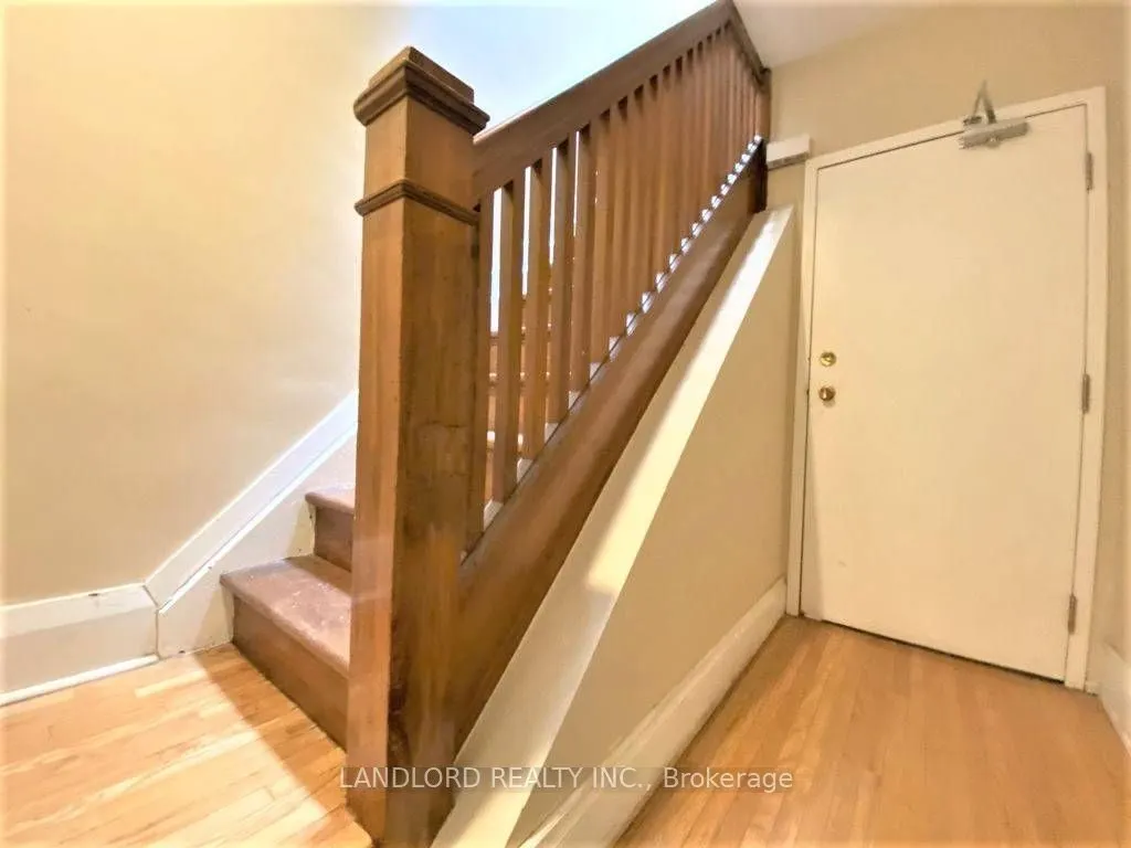 343 St. Clair Avenue W, #D